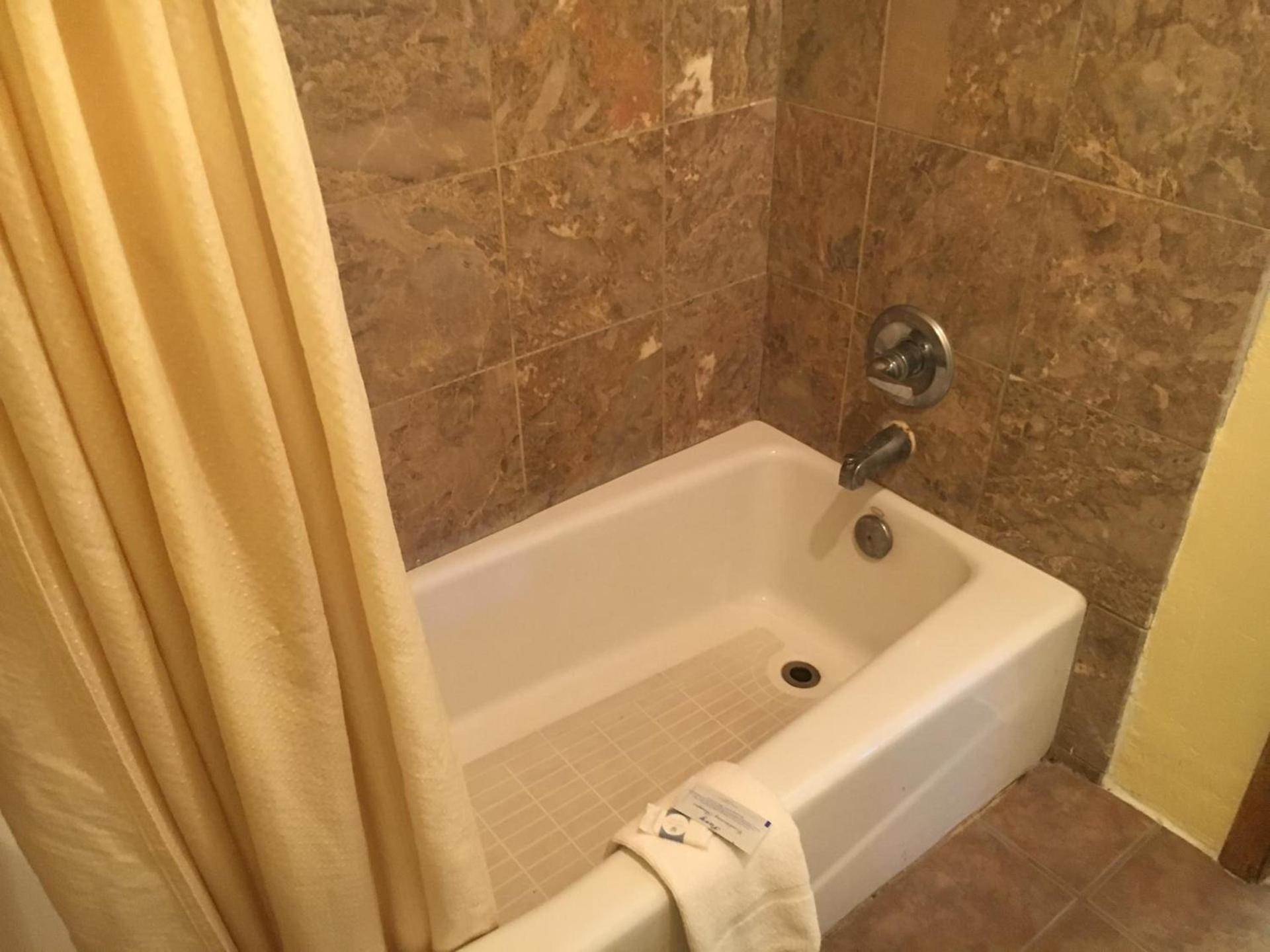 Executive Inn Odessa photo 36