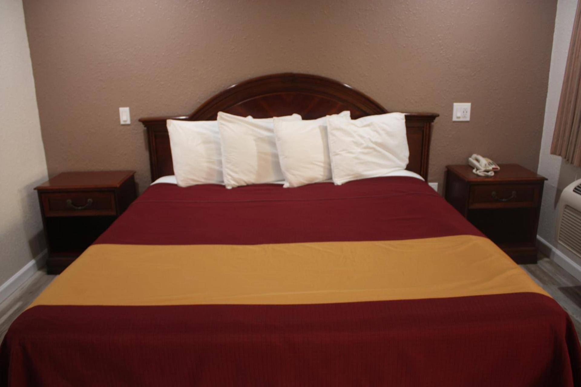 Value Inn & Suites photo 14