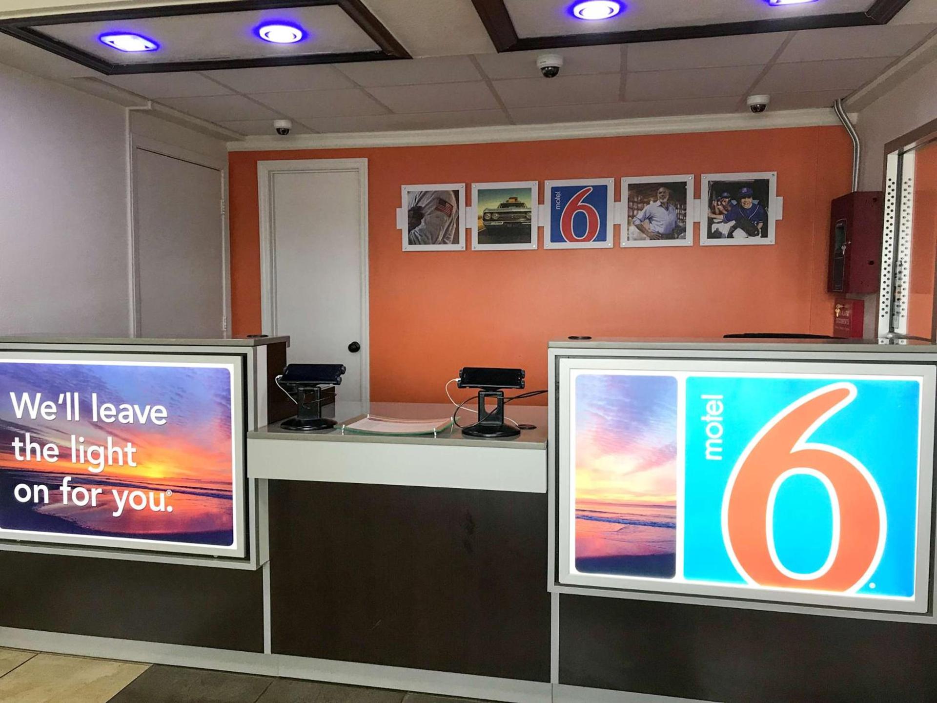 Motel 6-Anniston, AL photo 3