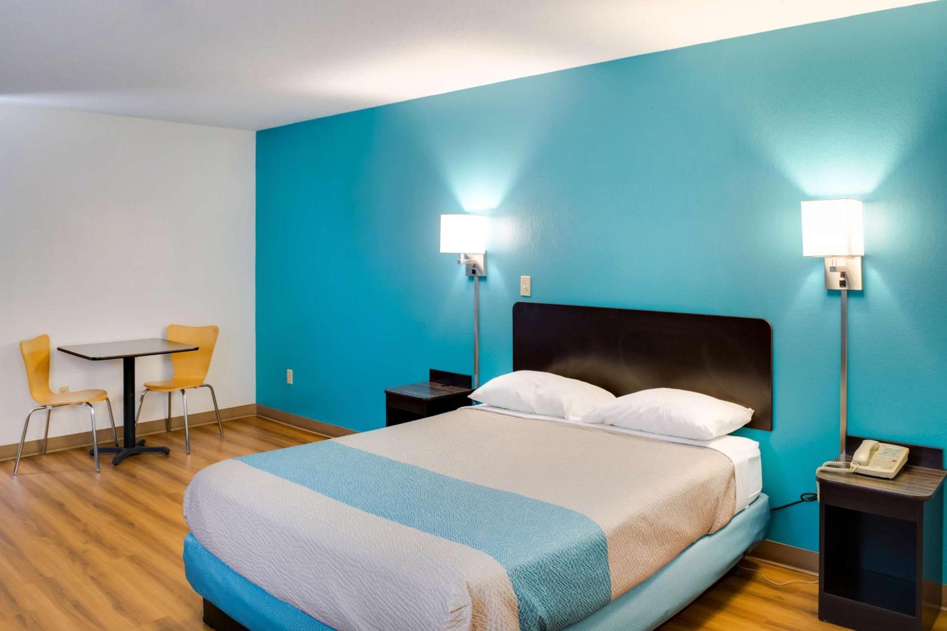 Motel 6-Richmond, IN photo 20