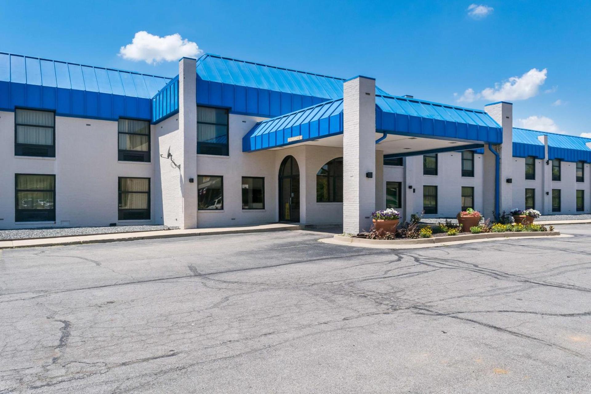Motel 6-Richmond, IN photo 3