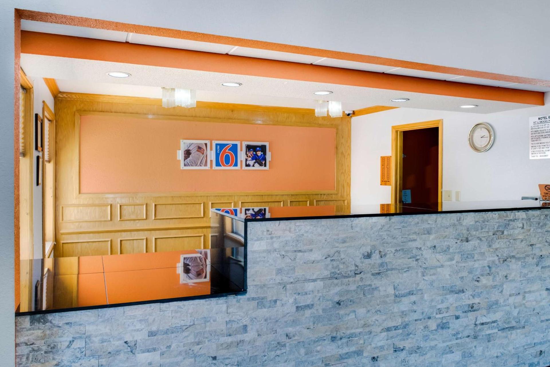 Motel 6-Richmond, IN photo 22