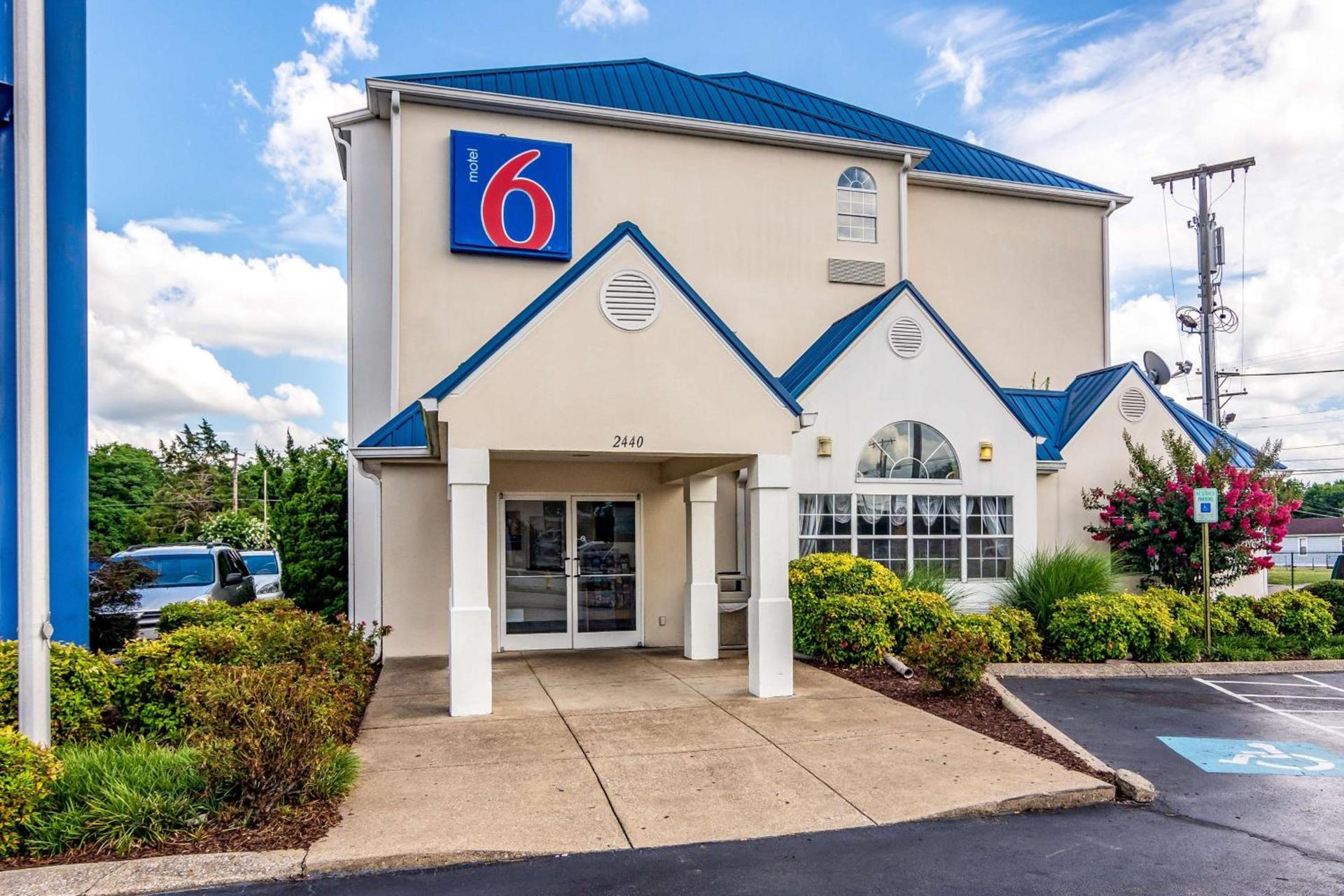 Motel 6 Chattanooga Downtown photo 2