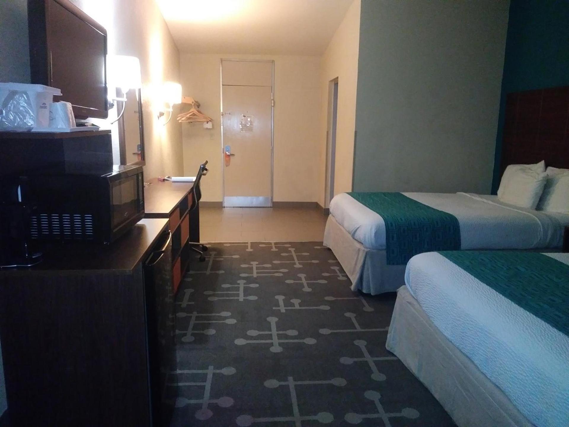 Howard Johnson by Wyndham Athens photo 47