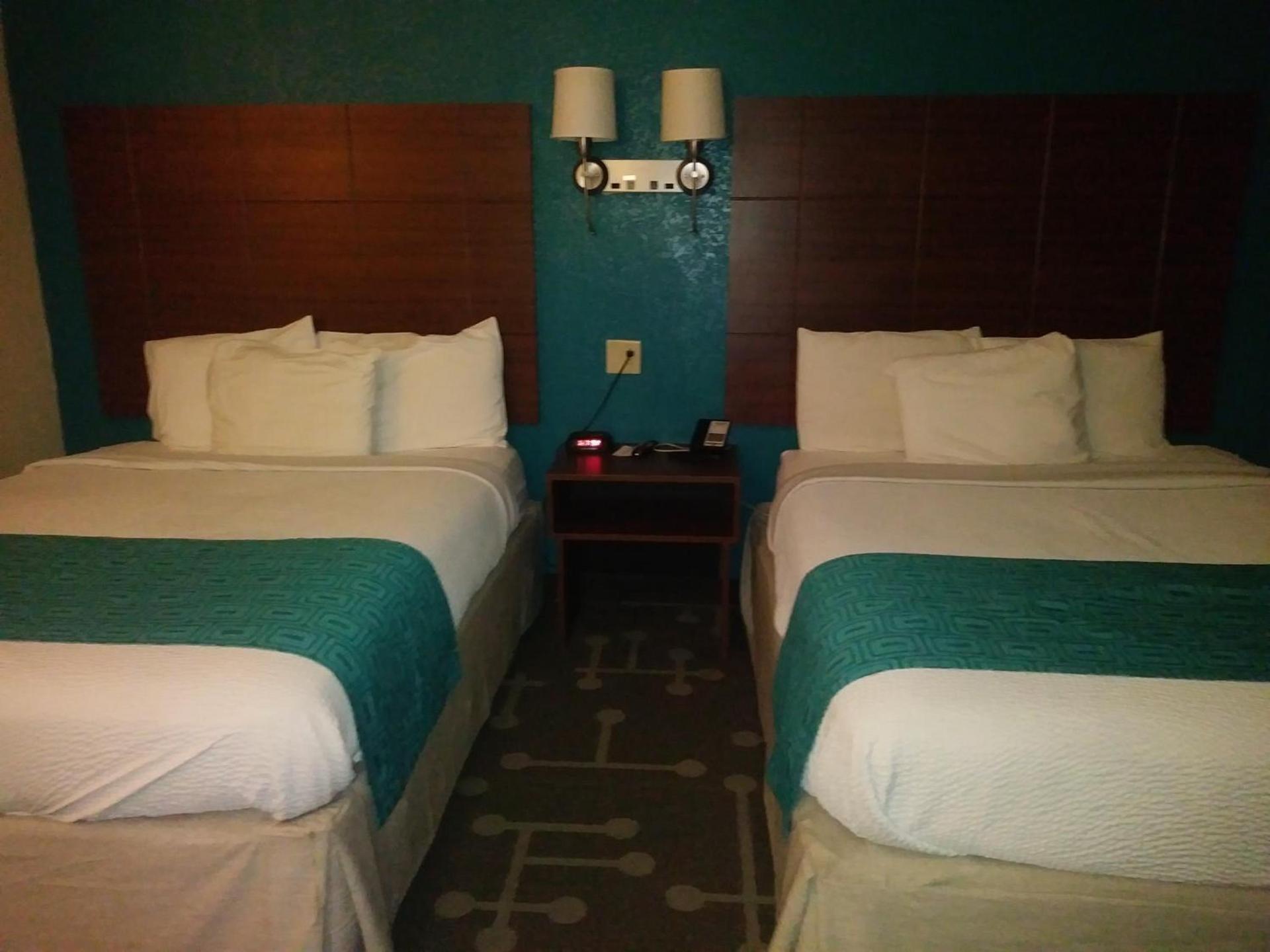 Howard Johnson by Wyndham Athens photo 43