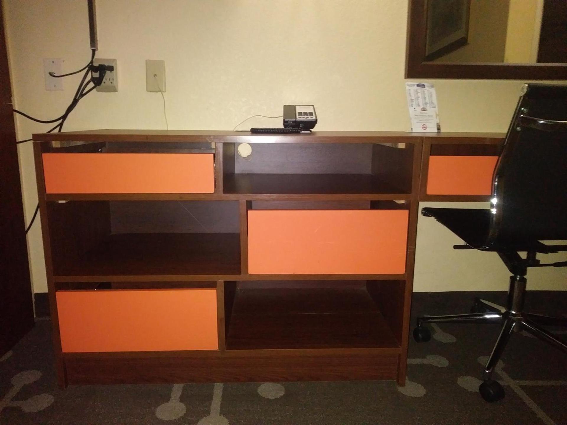 Howard Johnson by Wyndham Athens photo 41