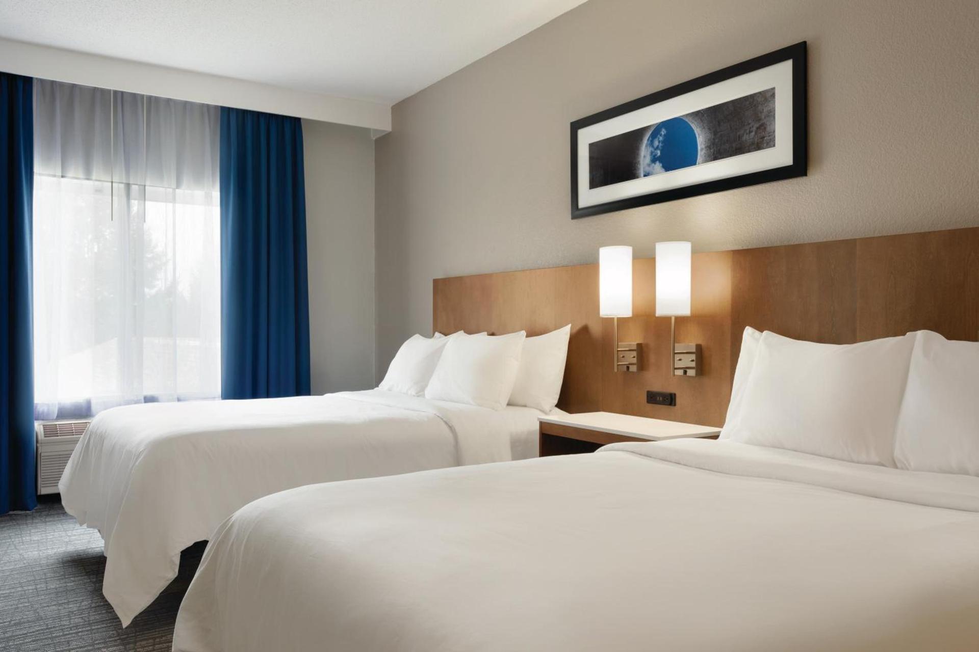 Spark By Hilton Ames photo 21