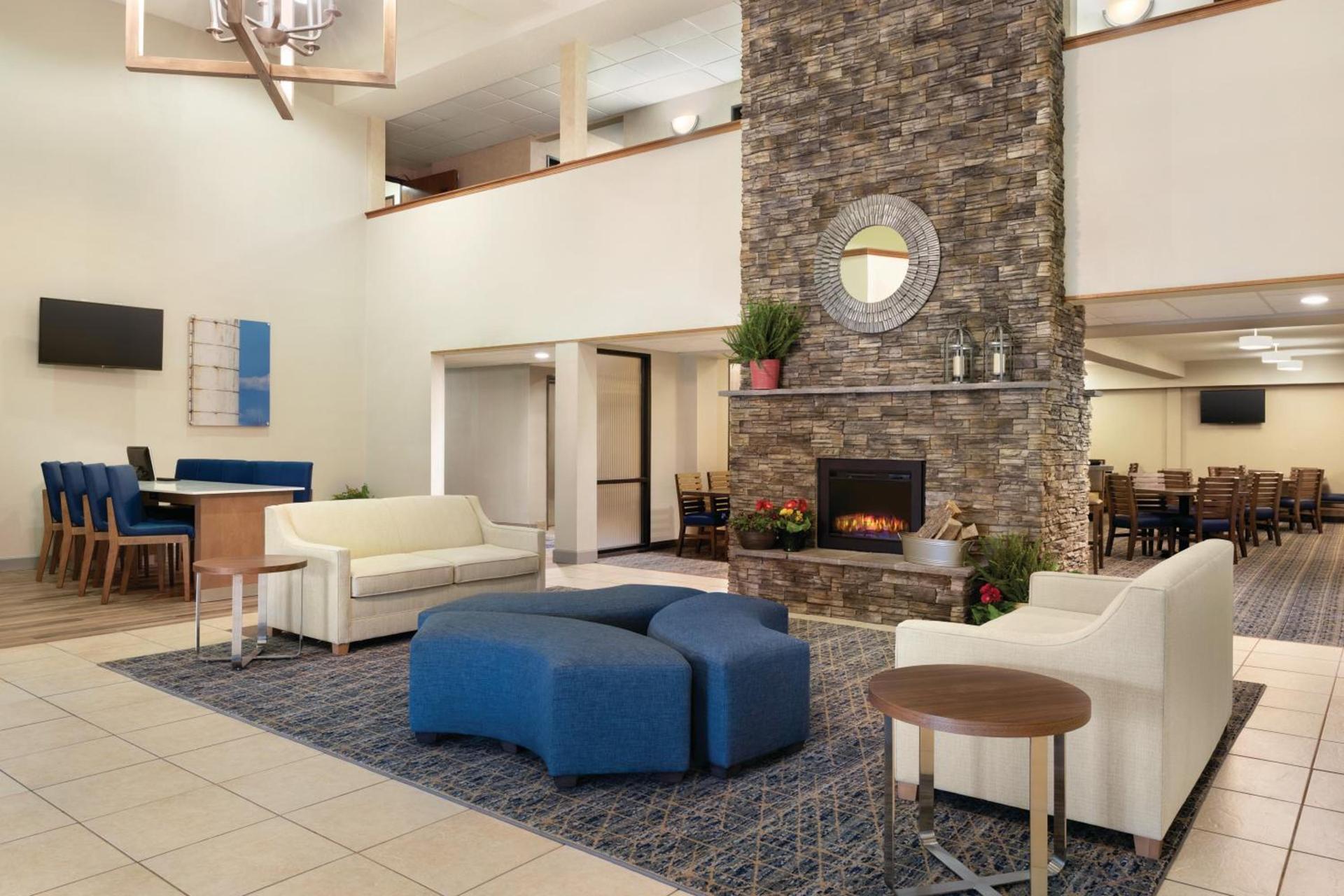 Spark By Hilton Ames photo 40