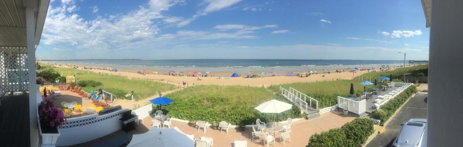 Sandpiper Beachfront Motel photo 48