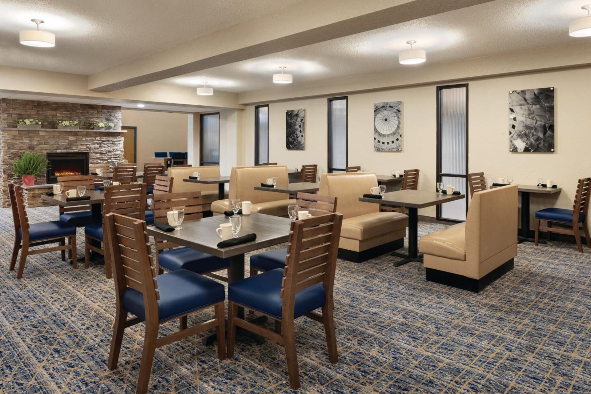 Spark By Hilton Ames photo 31