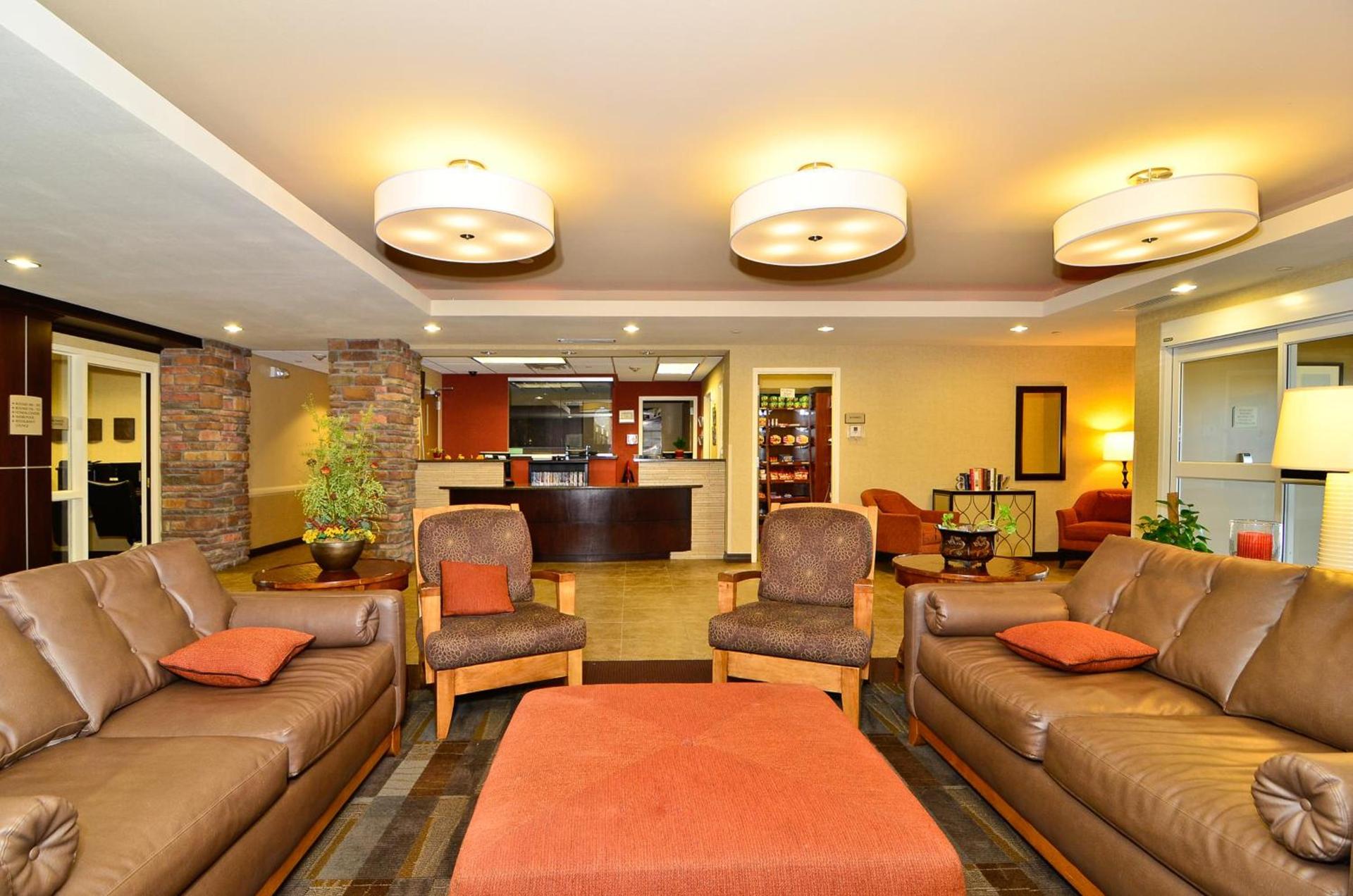 Hawthorn Suites by Wyndham Williston photo 53