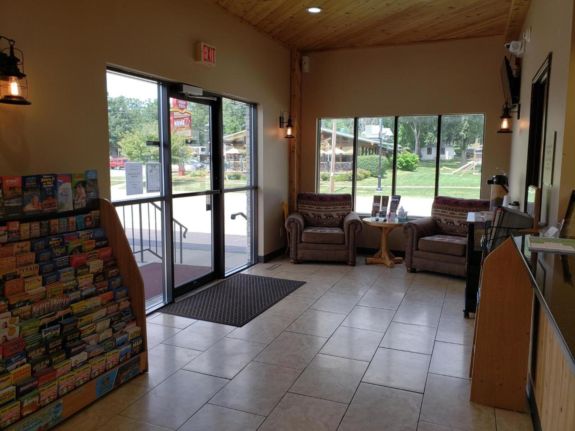 Woodside Dells Hotel & Suites photo 7