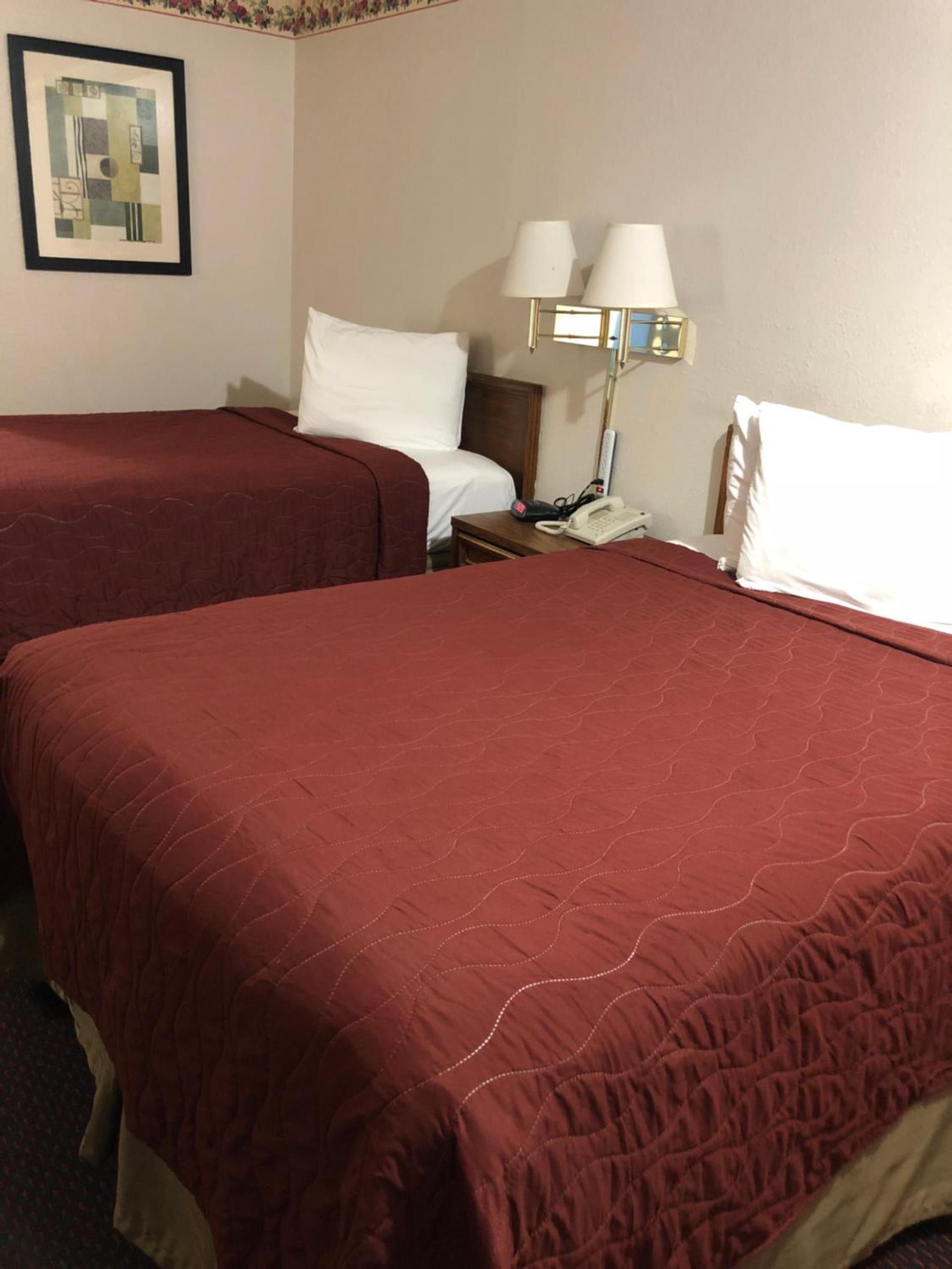 Rexdale Inn photo 20