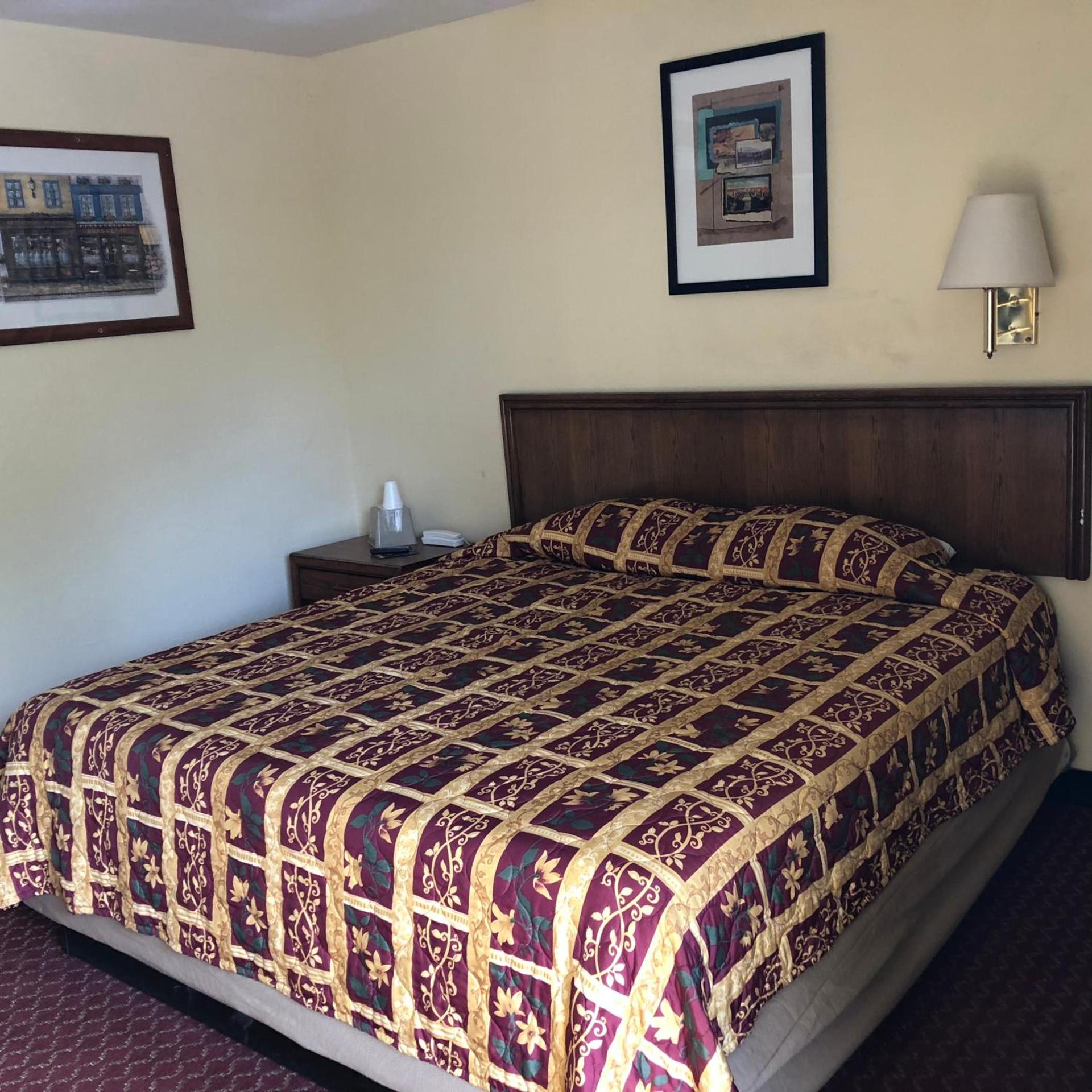 Country Host Inn photo 21