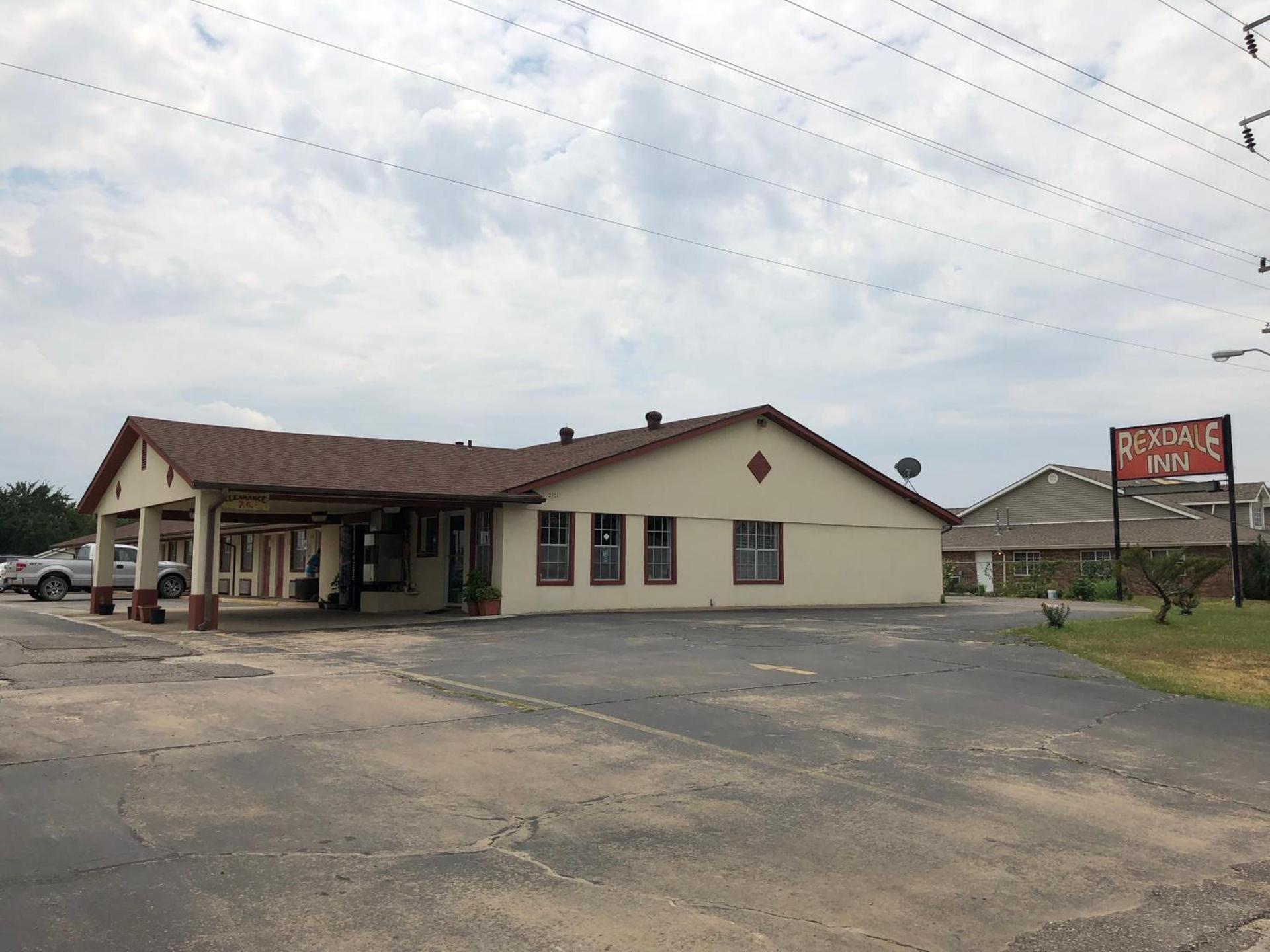 Rexdale Inn photo 16