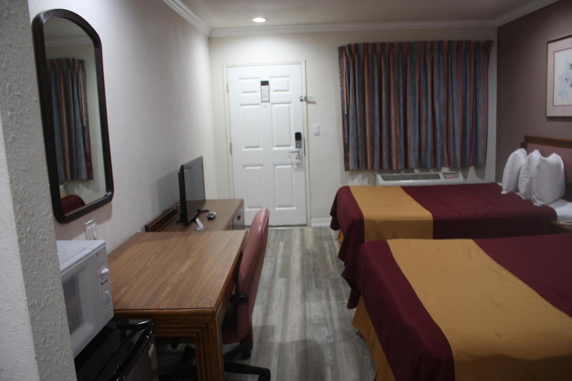 Value Inn & Suites photo 9