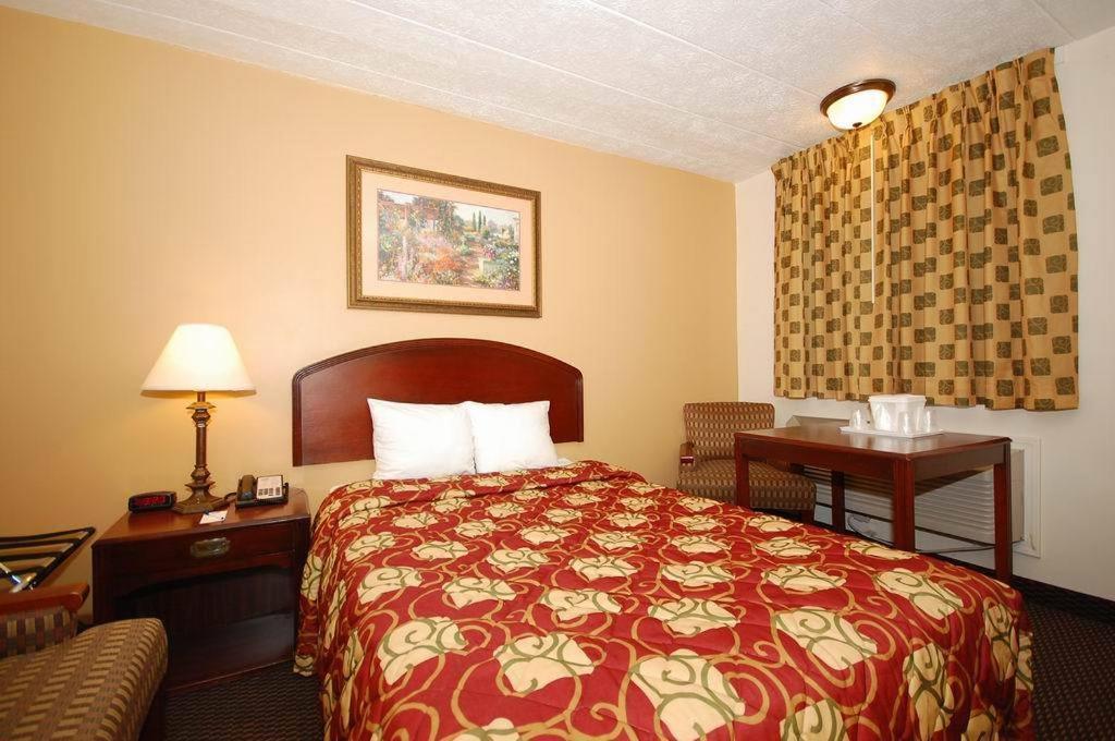 Wolf Inn Hotel photo 17