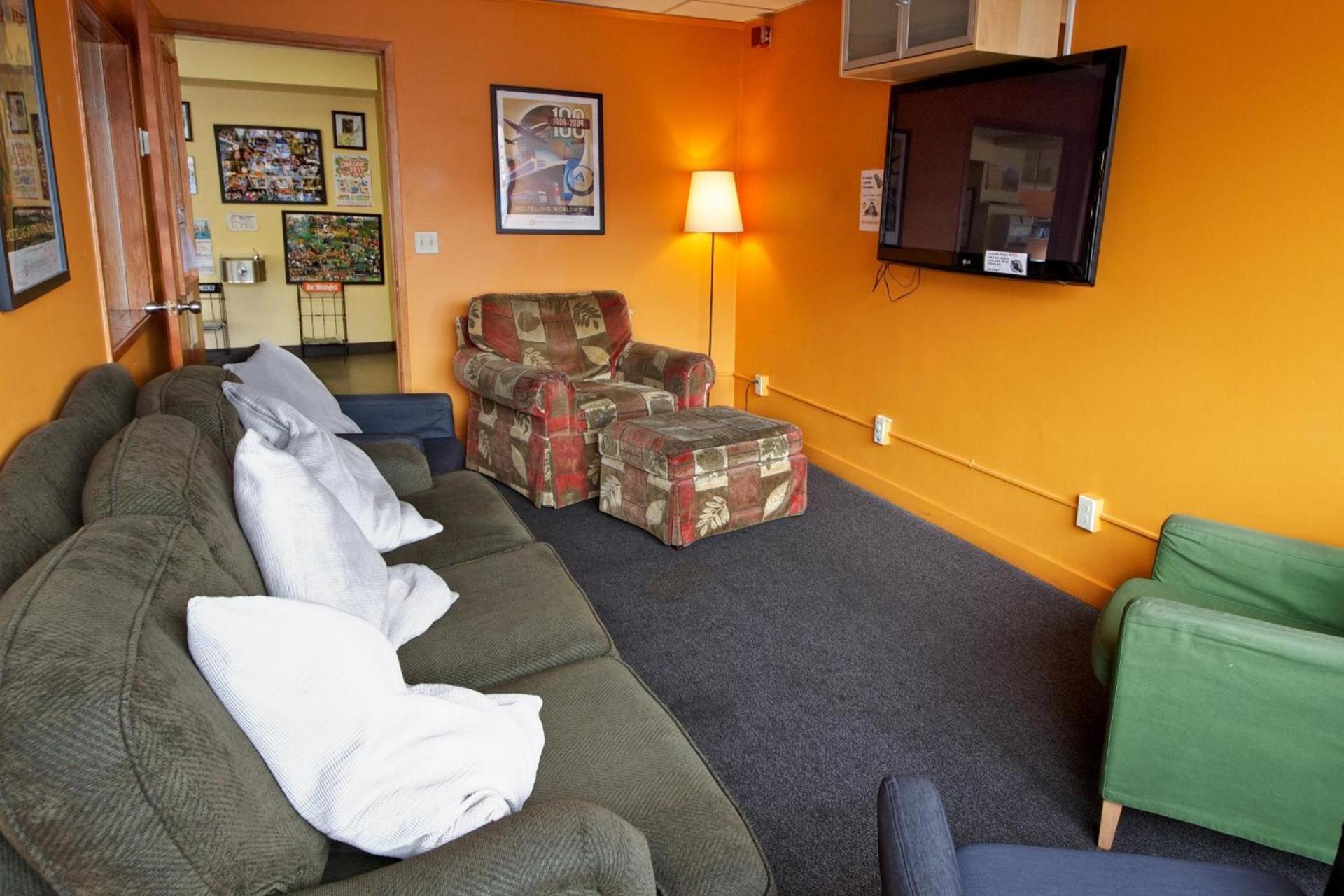 American Hotel Hostel photo 34