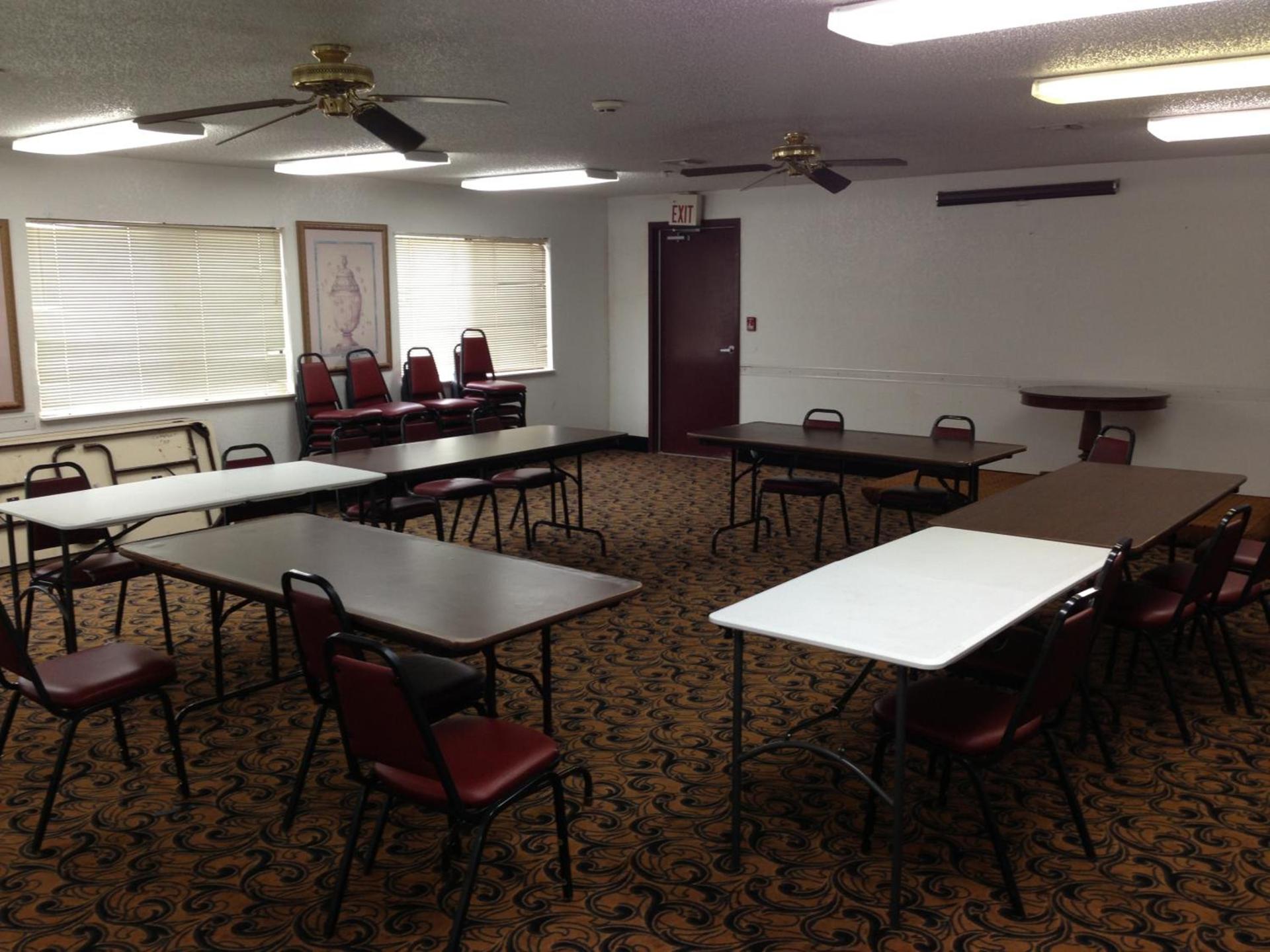 Brentwood Inn & Suites photo 24