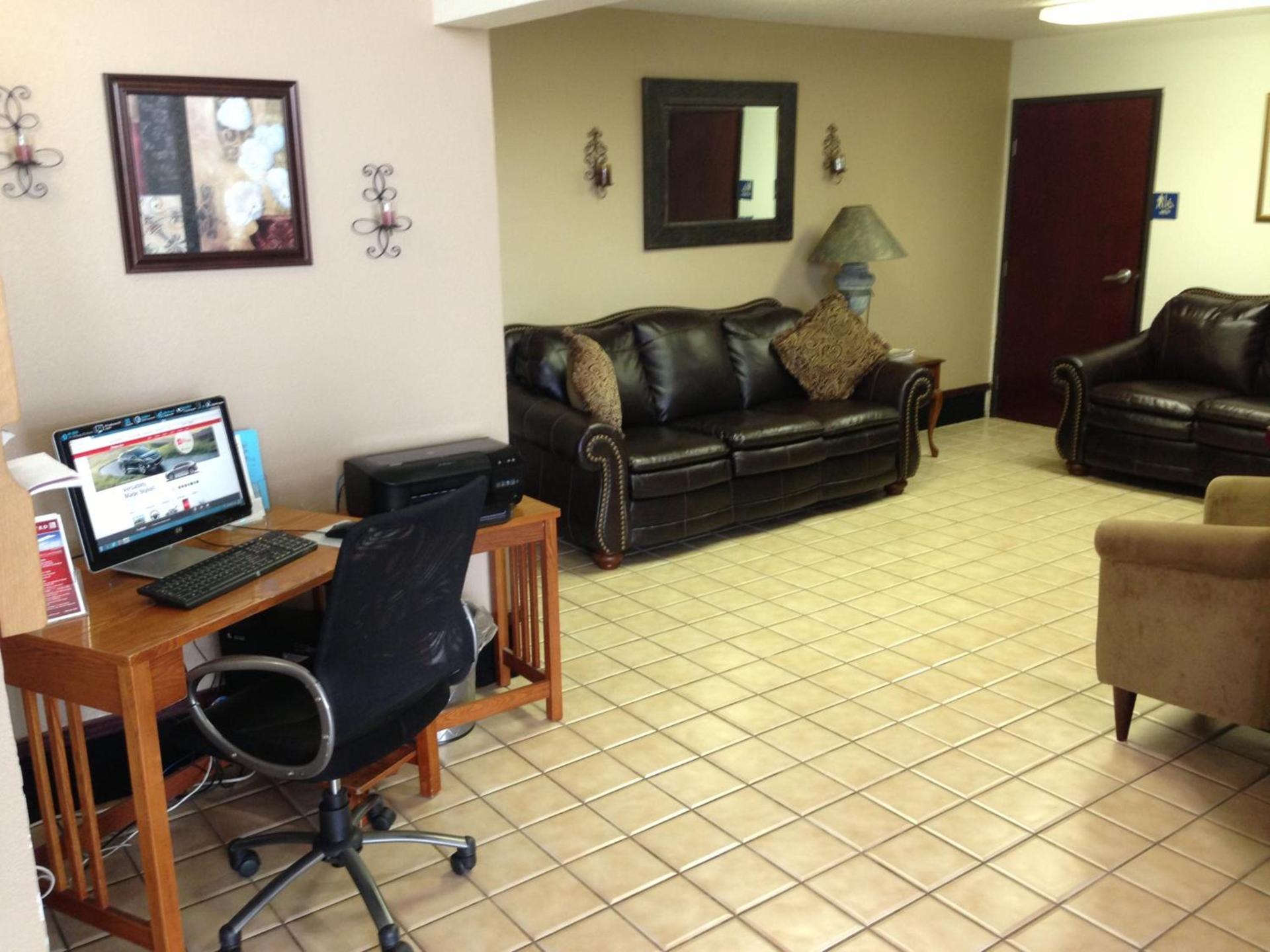 Brentwood Inn & Suites photo 21