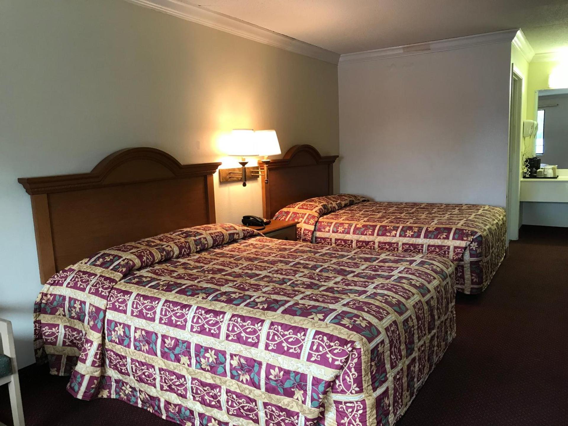 Bayfront Inn Biloxi photo 2