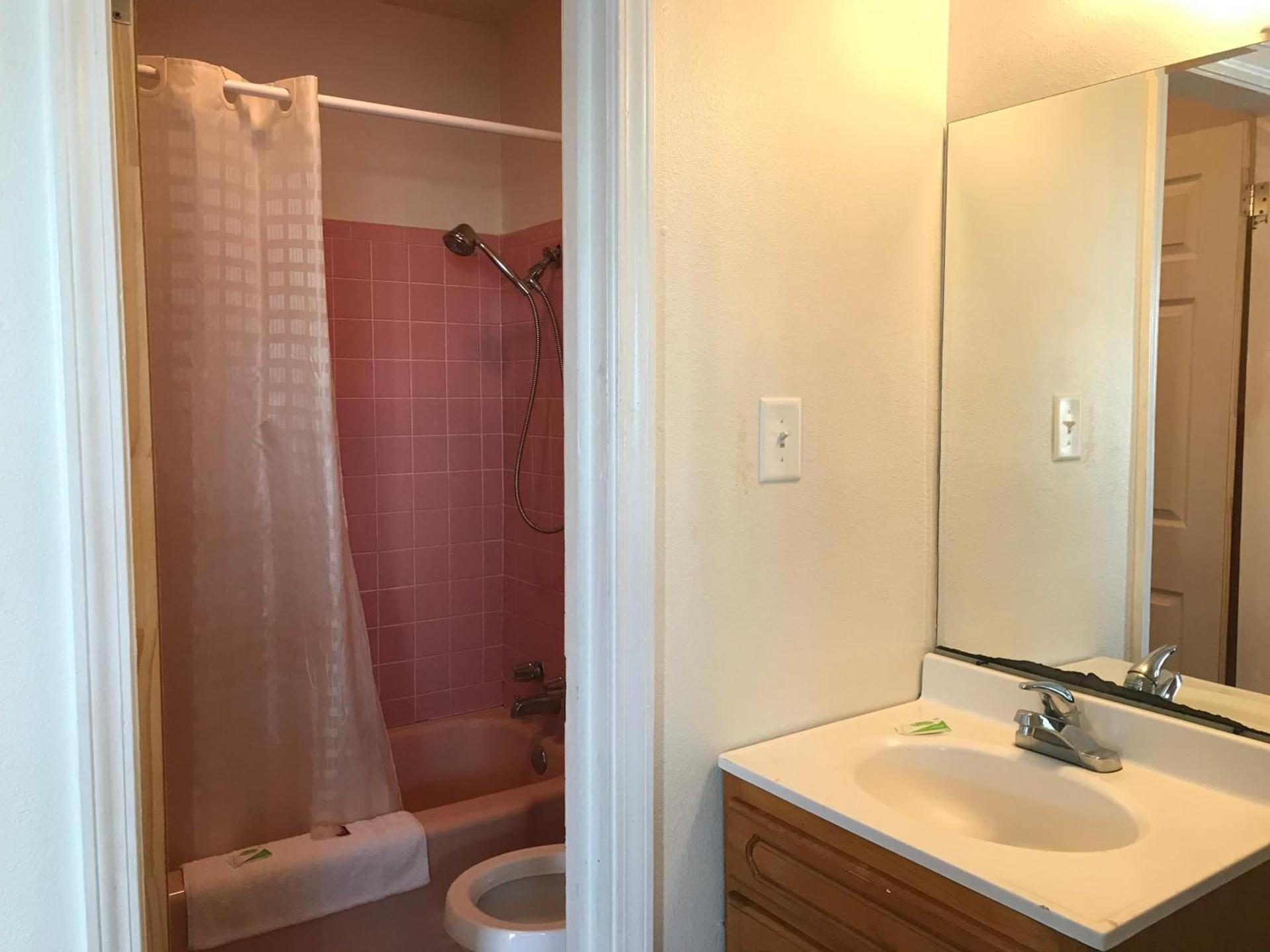 Bayfront Inn Biloxi photo 11