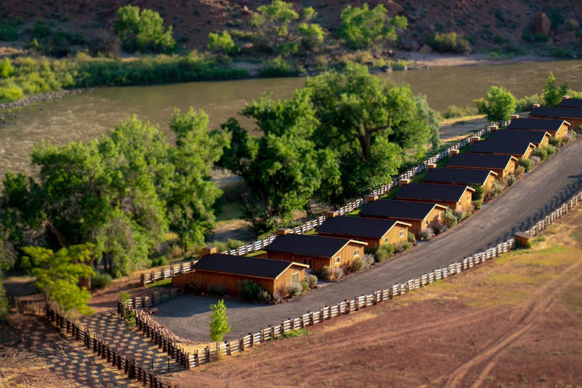 Red Cliffs Lodge Moab photo 6