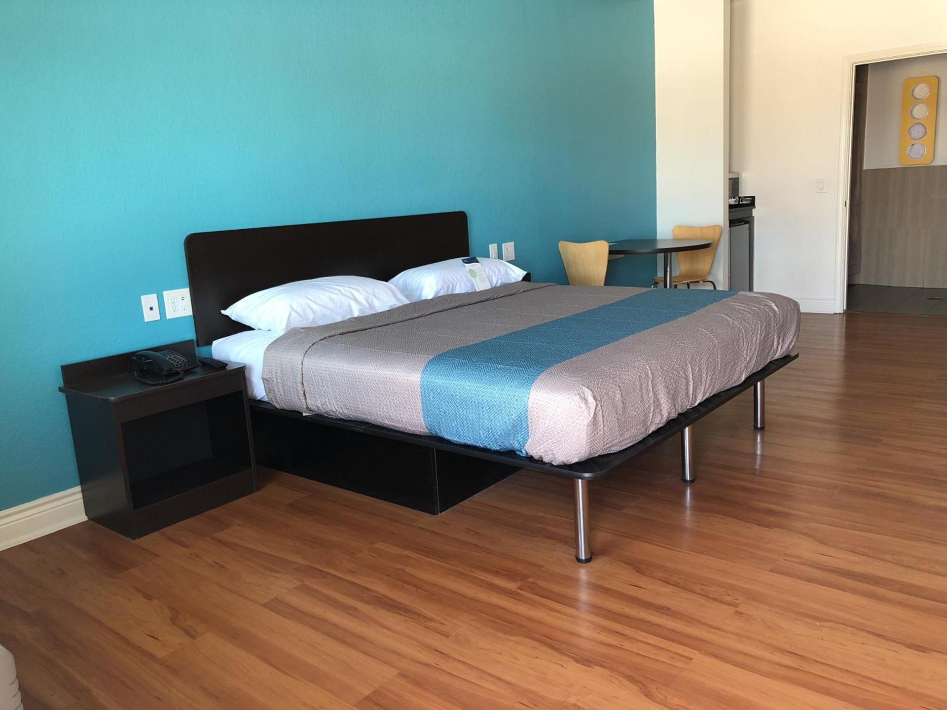 Motel 6-Houston, TX - North photo 31