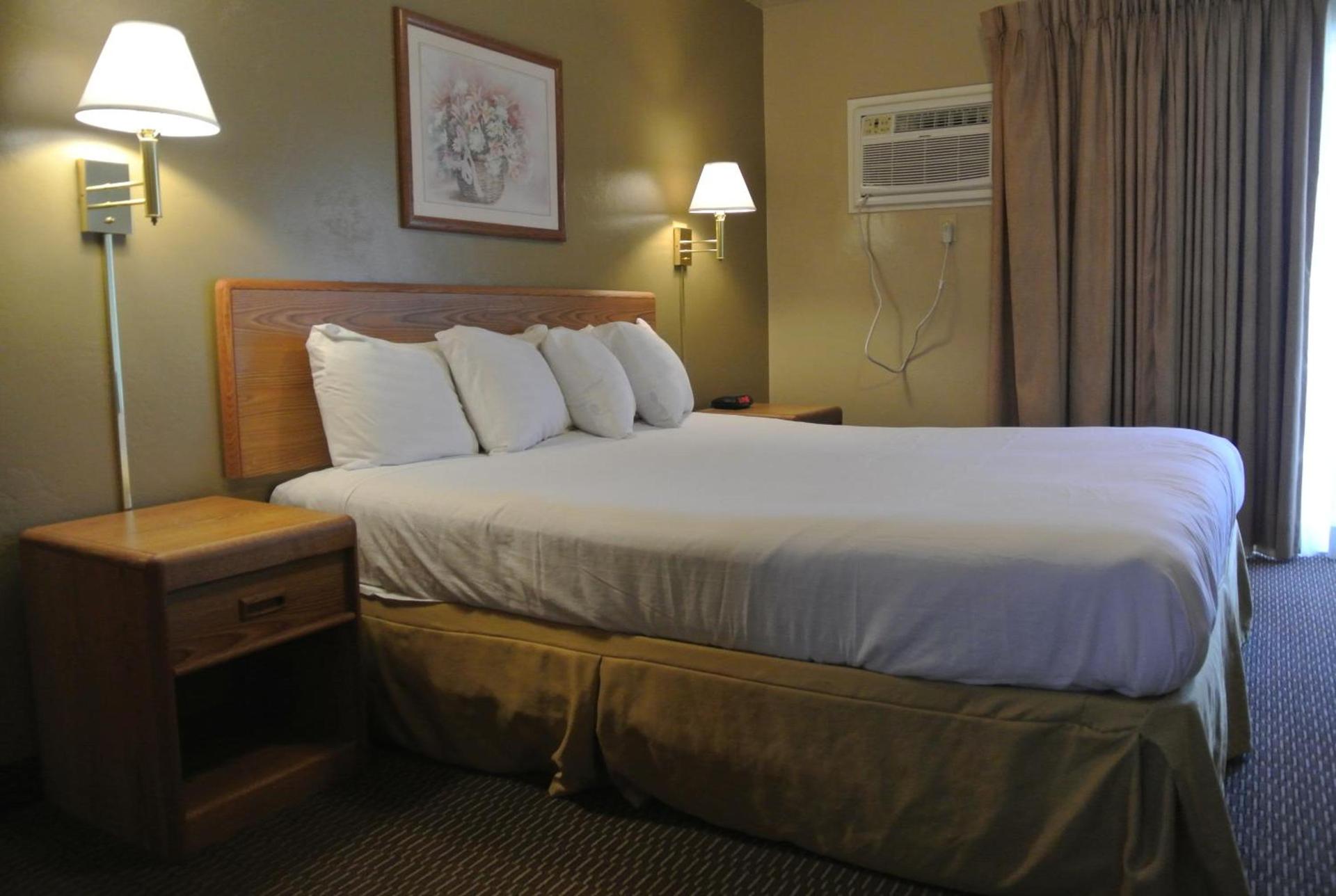 Vino Inn & Suites photo 9