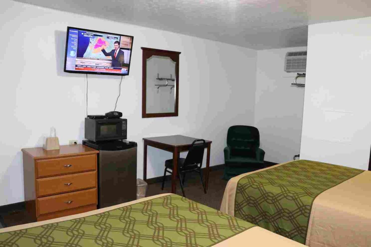 Western motel photo 36