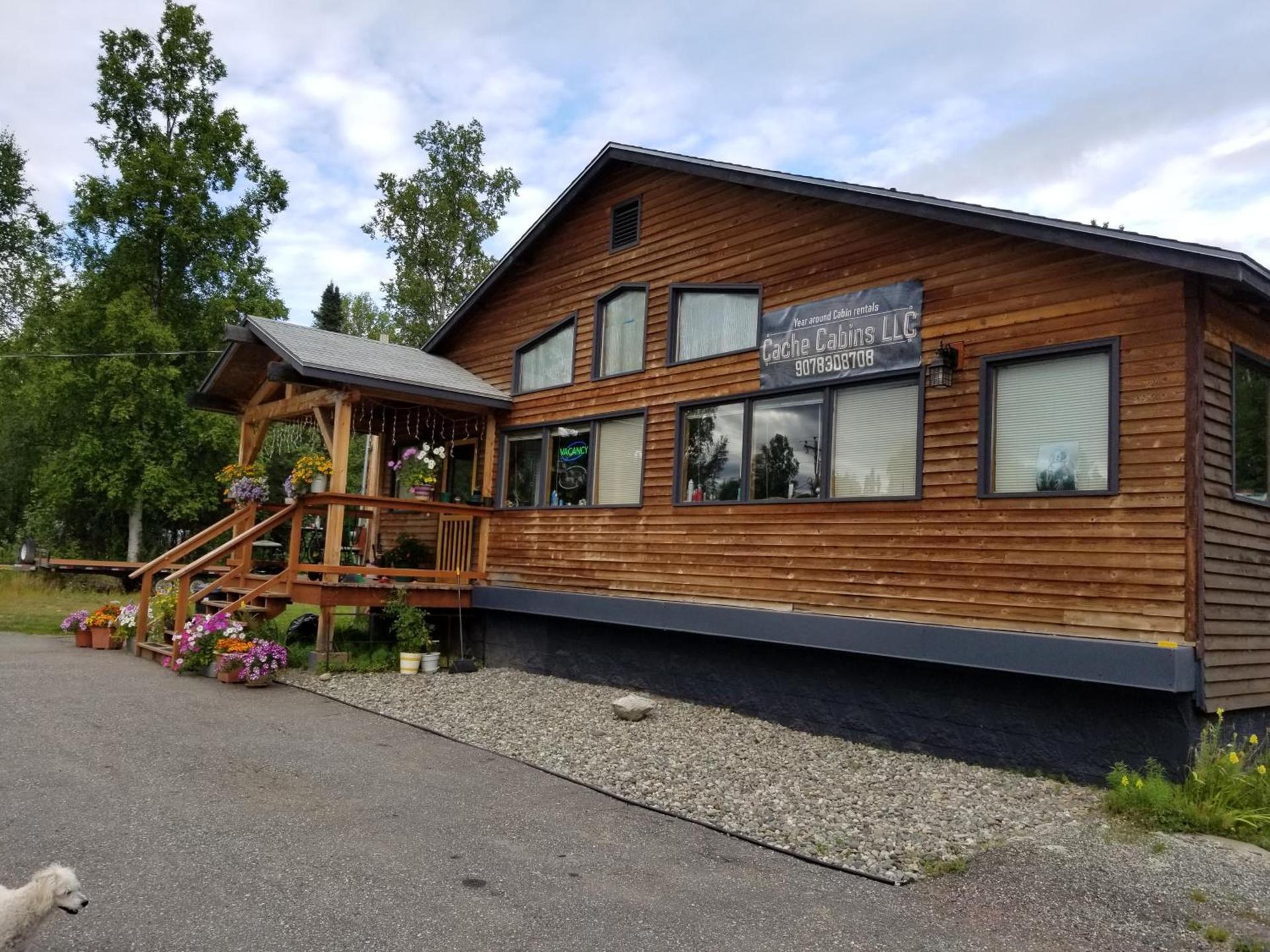 Cache Cabins photo 1