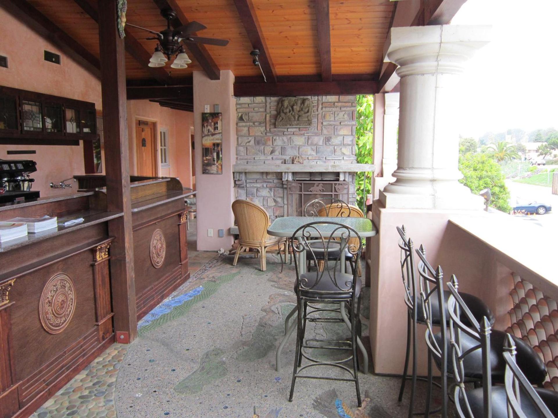 Les Artistes Inn photo 26