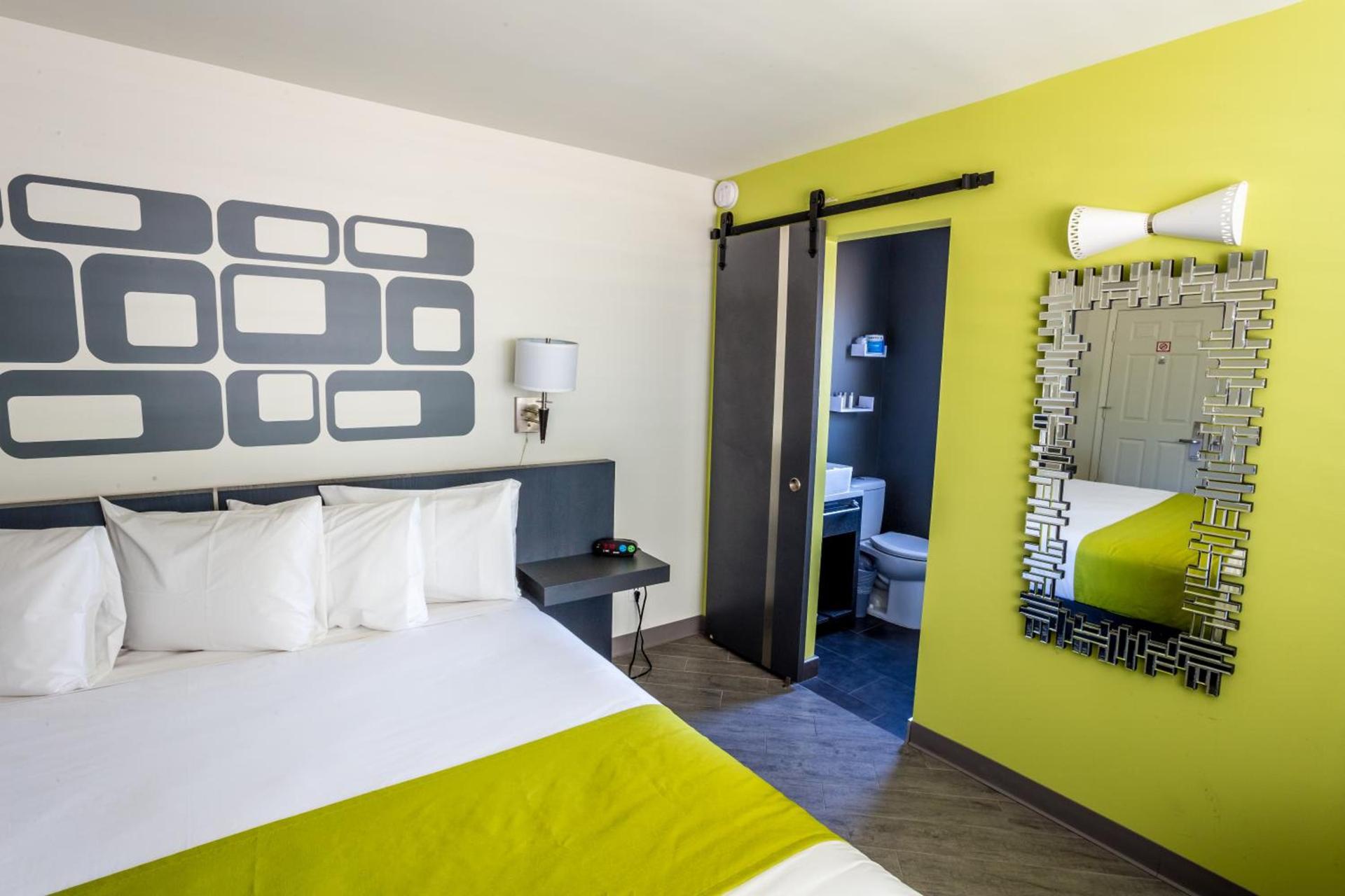 University Inn ASU/Tempe photo 16
