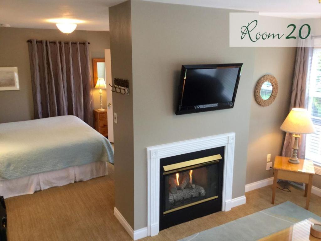 Cedar Court Inn photo 15