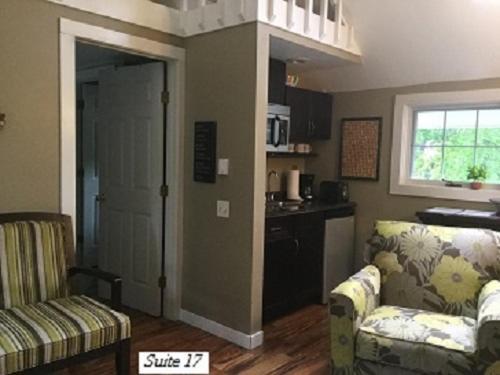 Cedar Court Inn photo 13