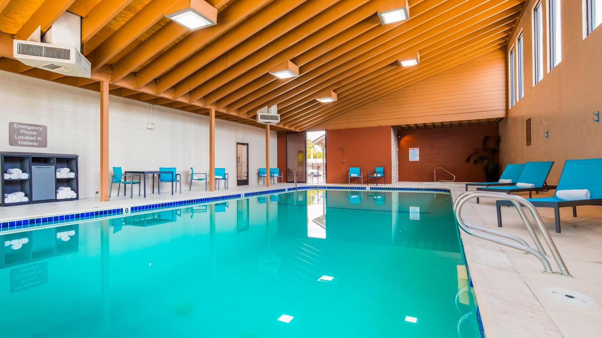 Best Western New Oregon Motel photo 69