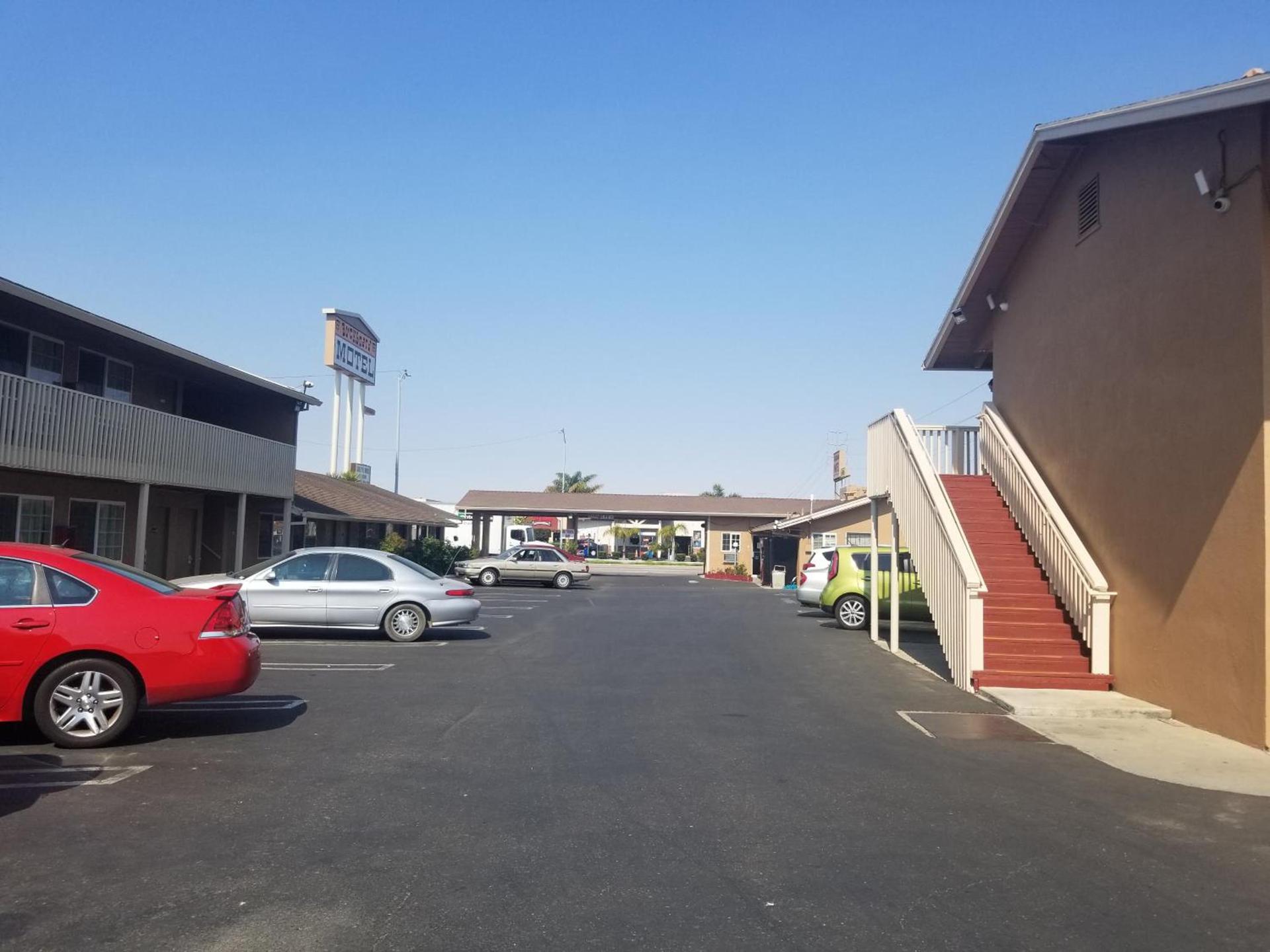 Buckboard Motel photo 4