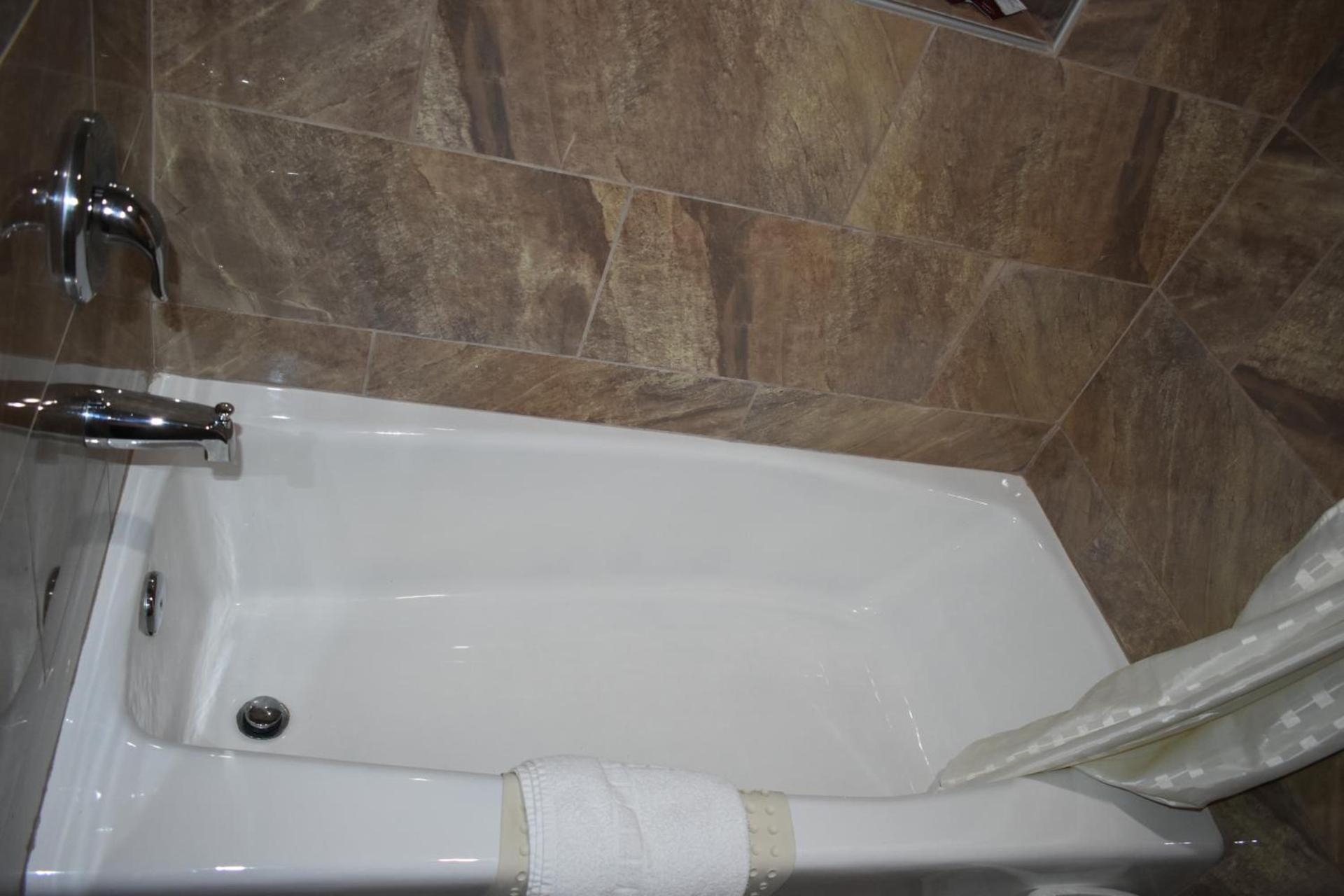 Apex Inn photo 14