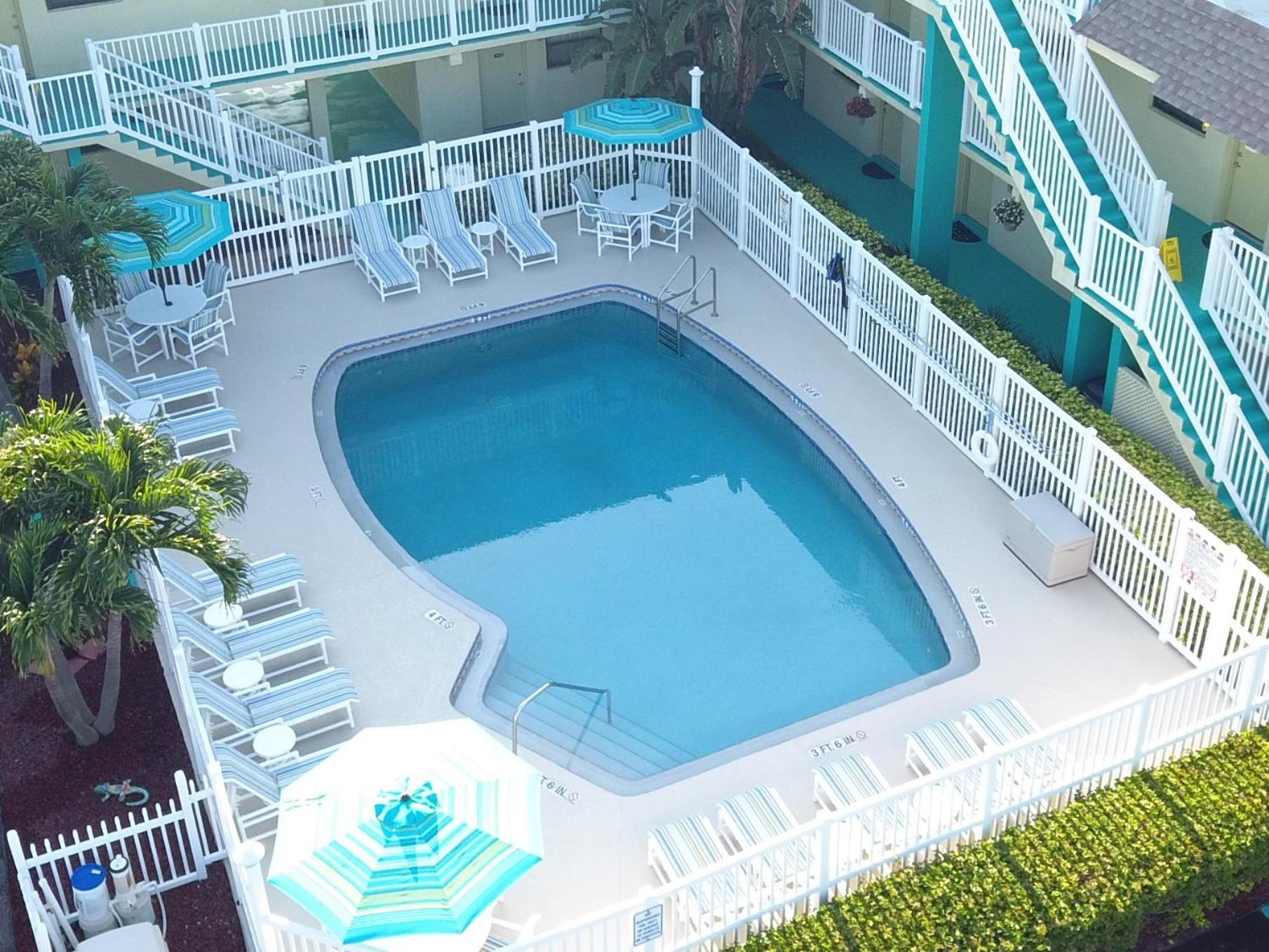 Tuckaway Shores Resort photo 2