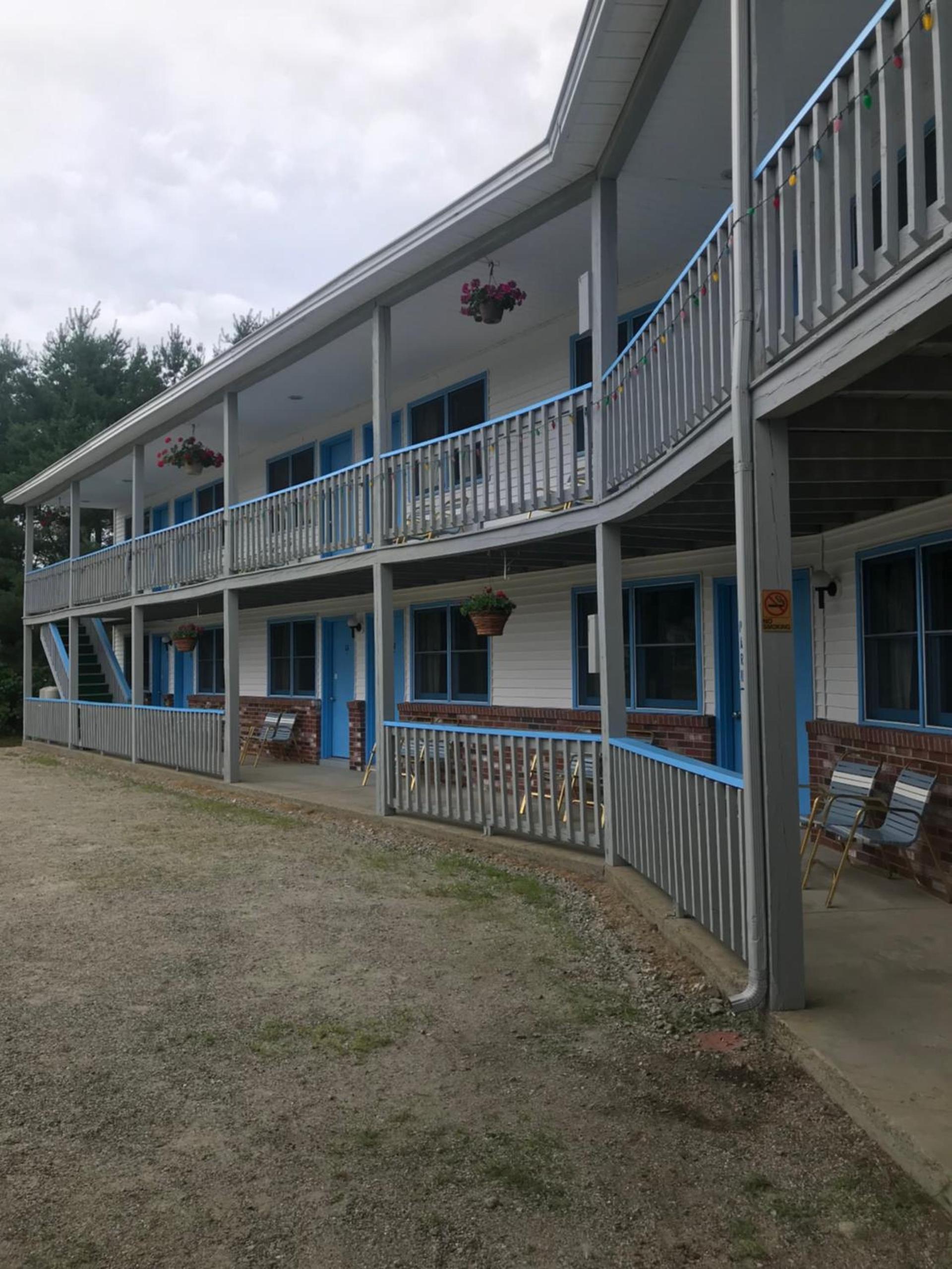 Four Seasons Motor Inn photo 63