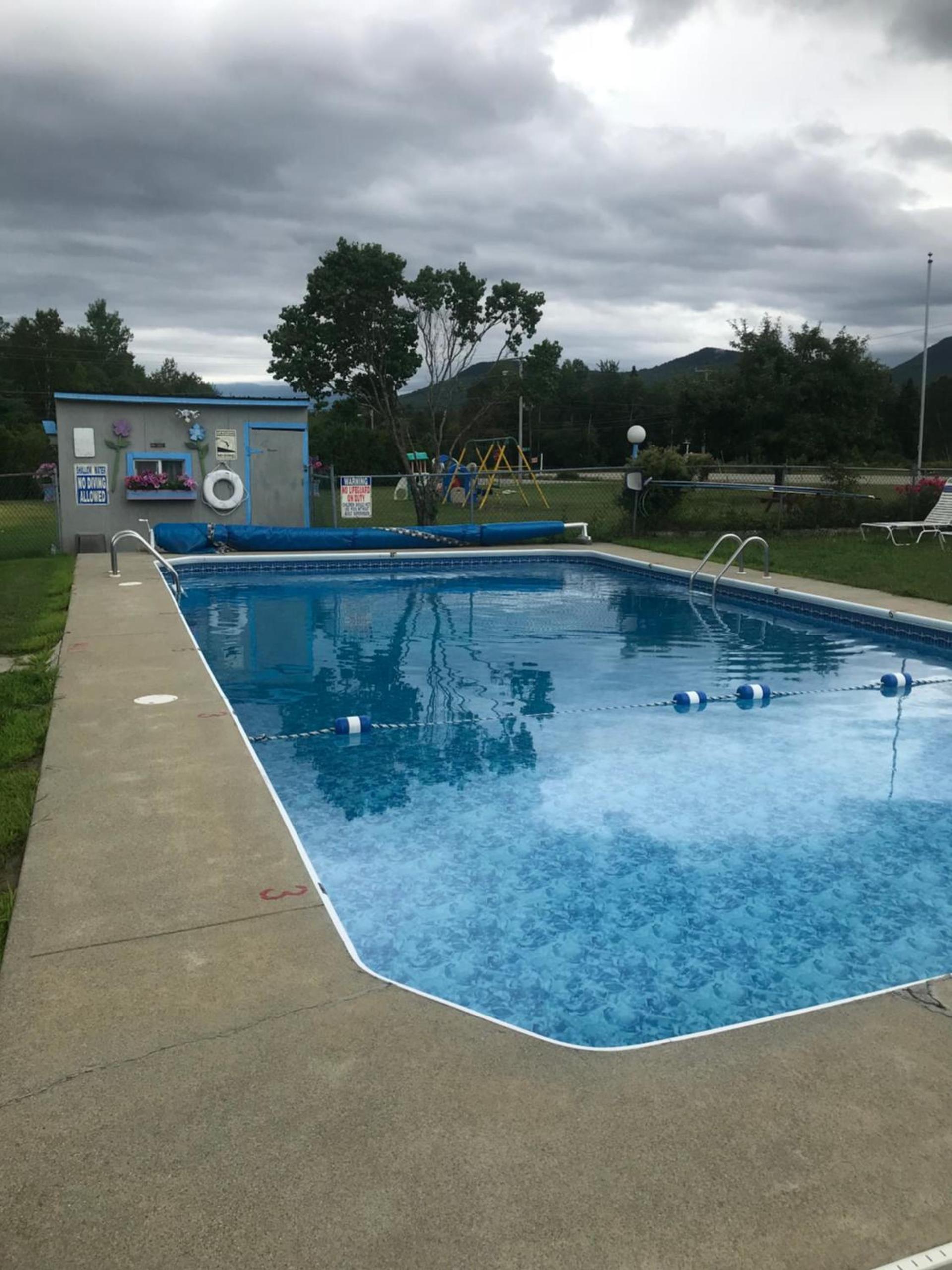Four Seasons Motor Inn photo 56