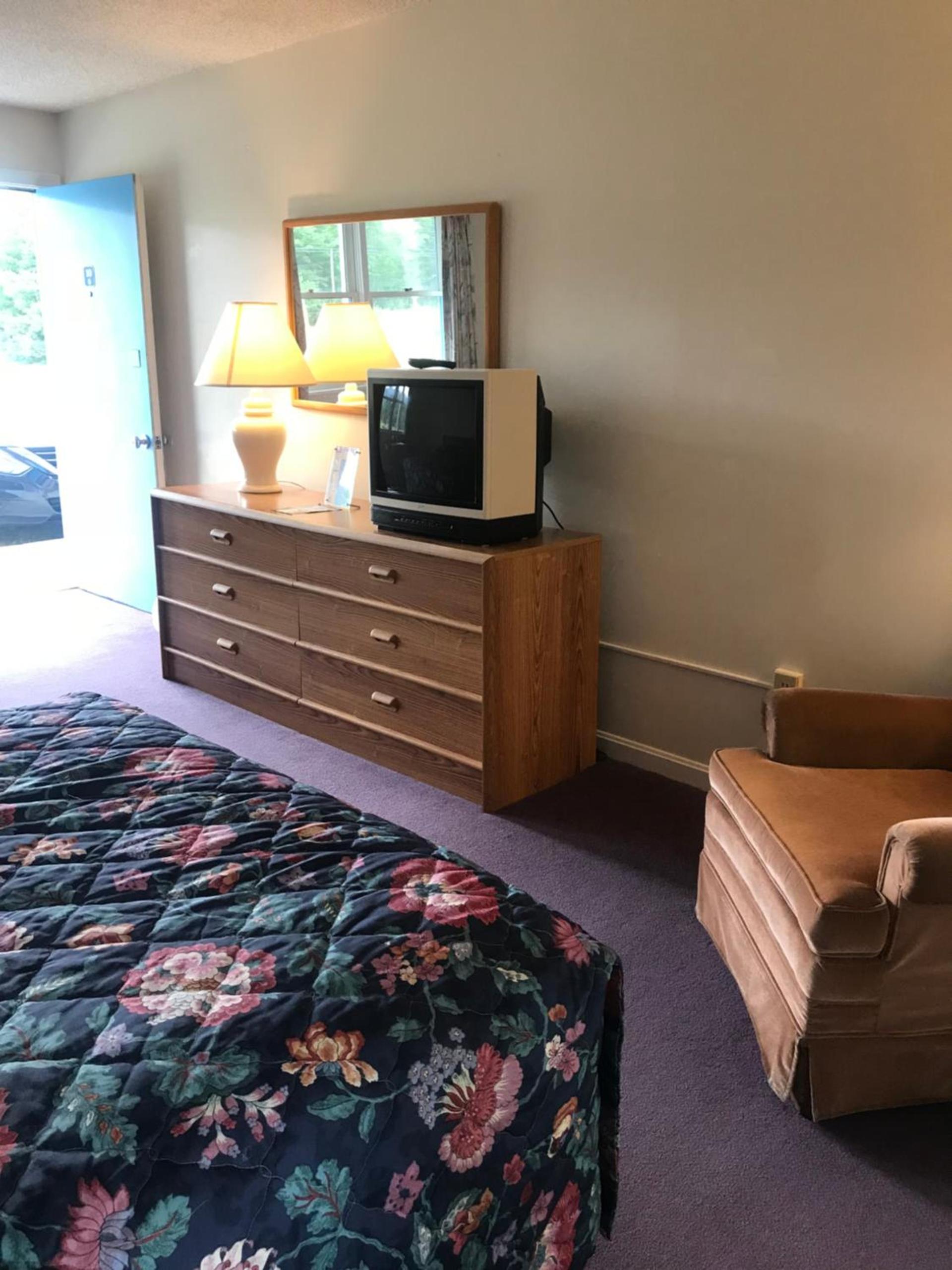 Four Seasons Motor Inn photo 18