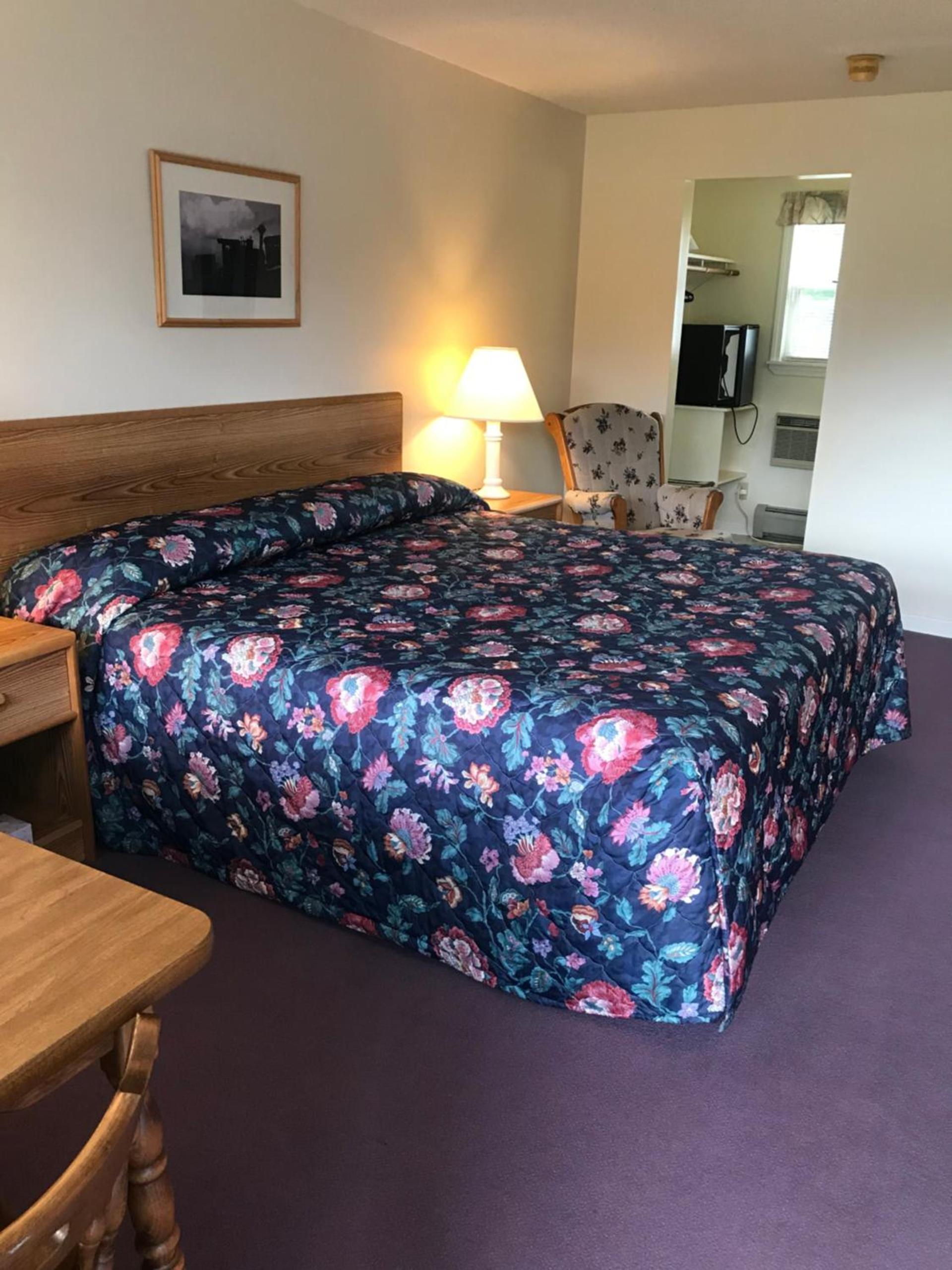 Four Seasons Motor Inn photo 17