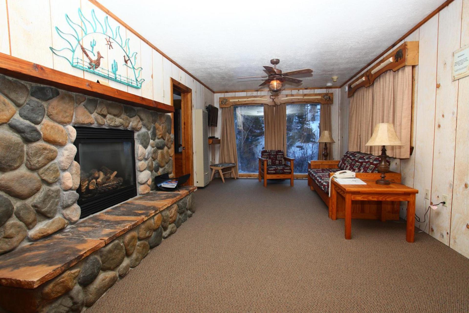 Copper King Lodge photo 25