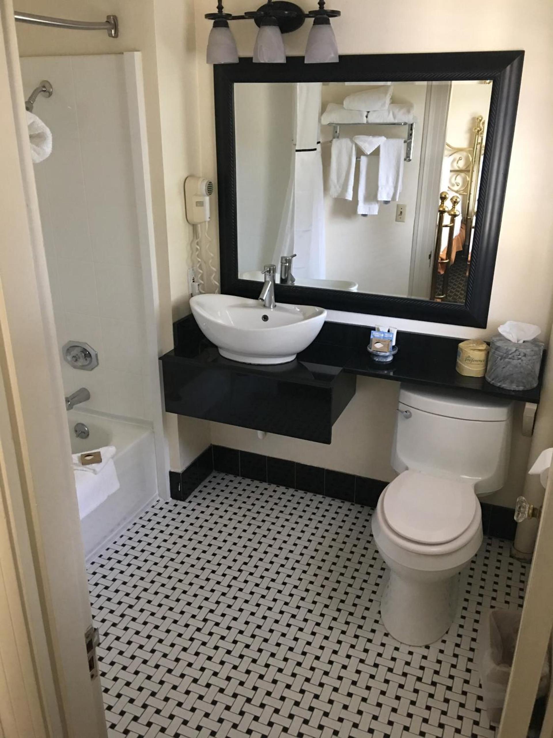 Columbia Gorge Hotel & Spa photo 21