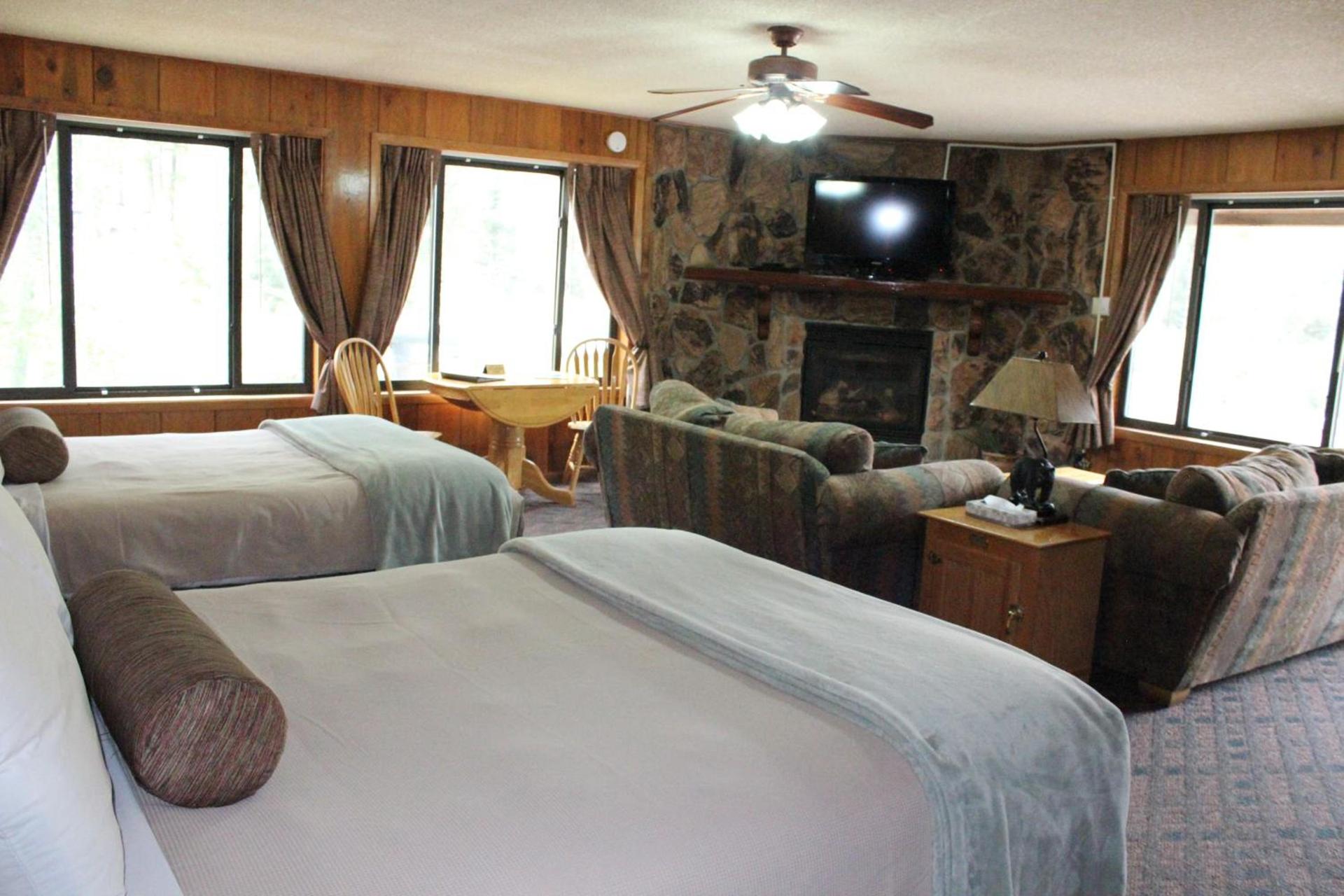 Copper King Lodge photo 10