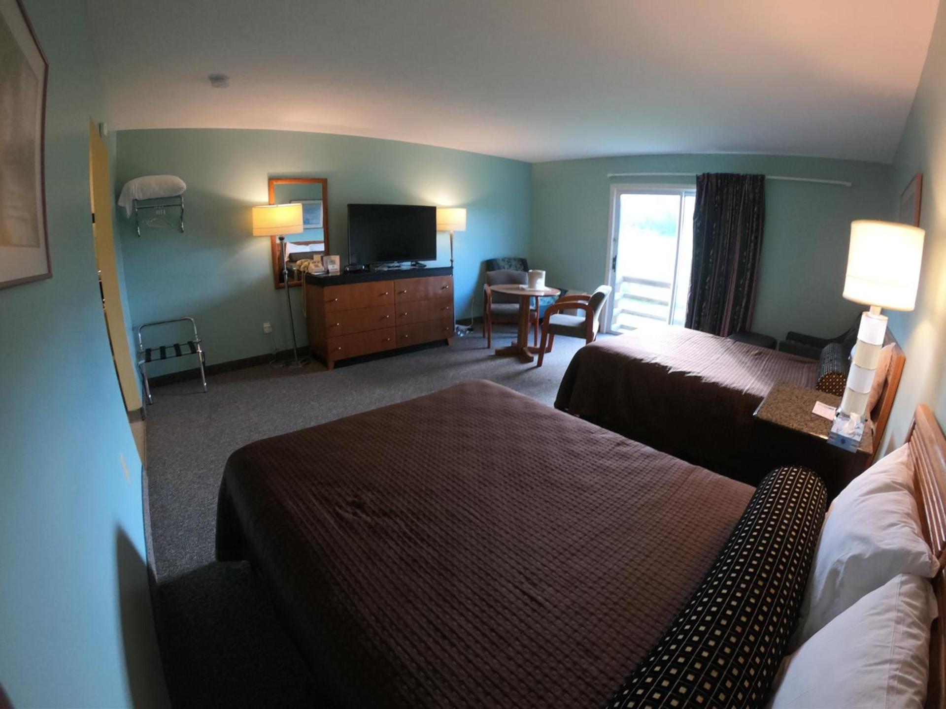 Copper Lantern Motor Lodge photo 30