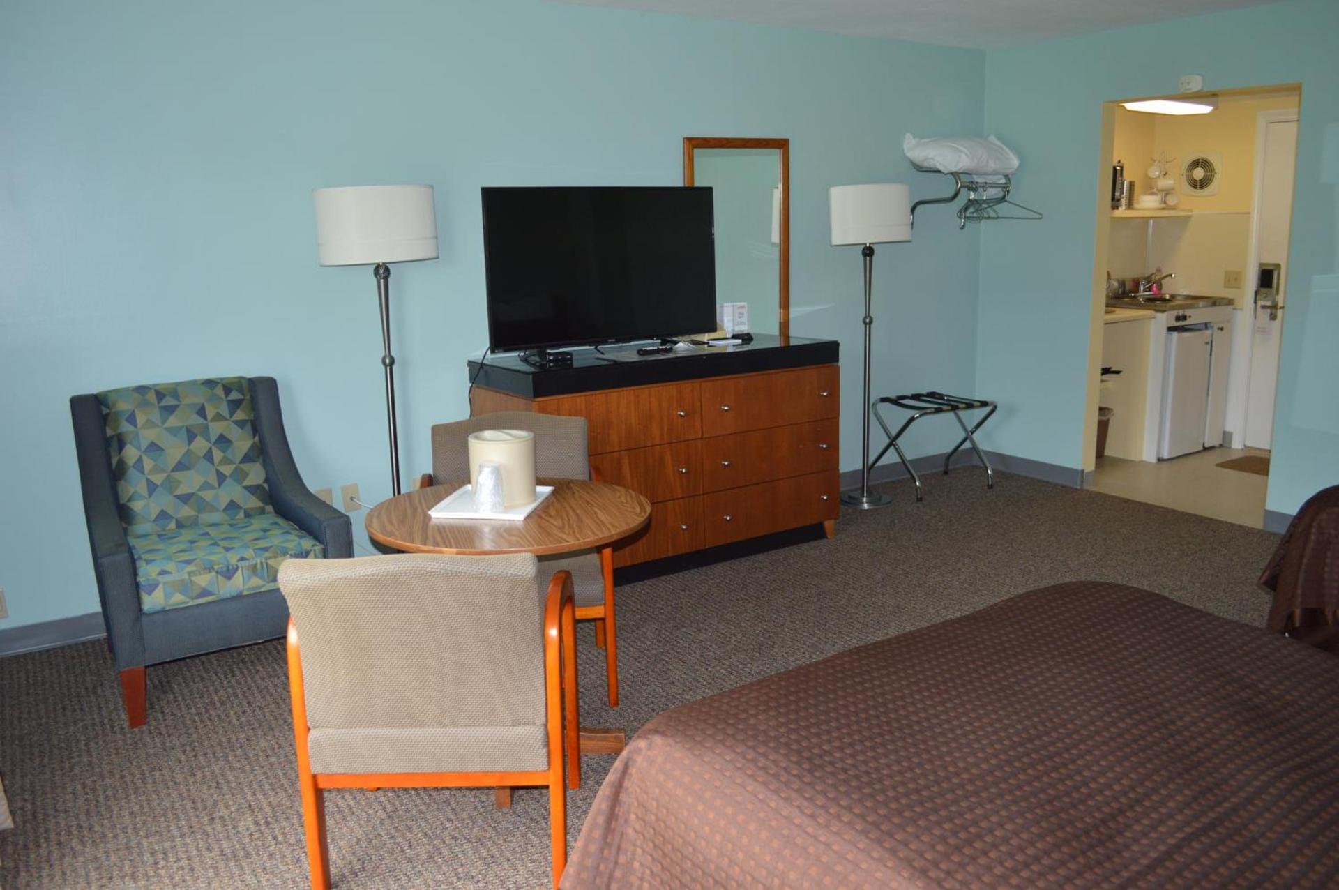 Copper Lantern Motor Lodge photo 14