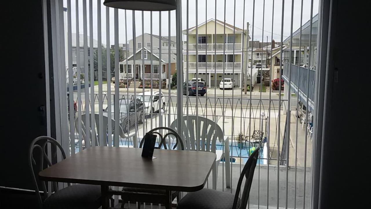 Tide Winds Motel photo 34