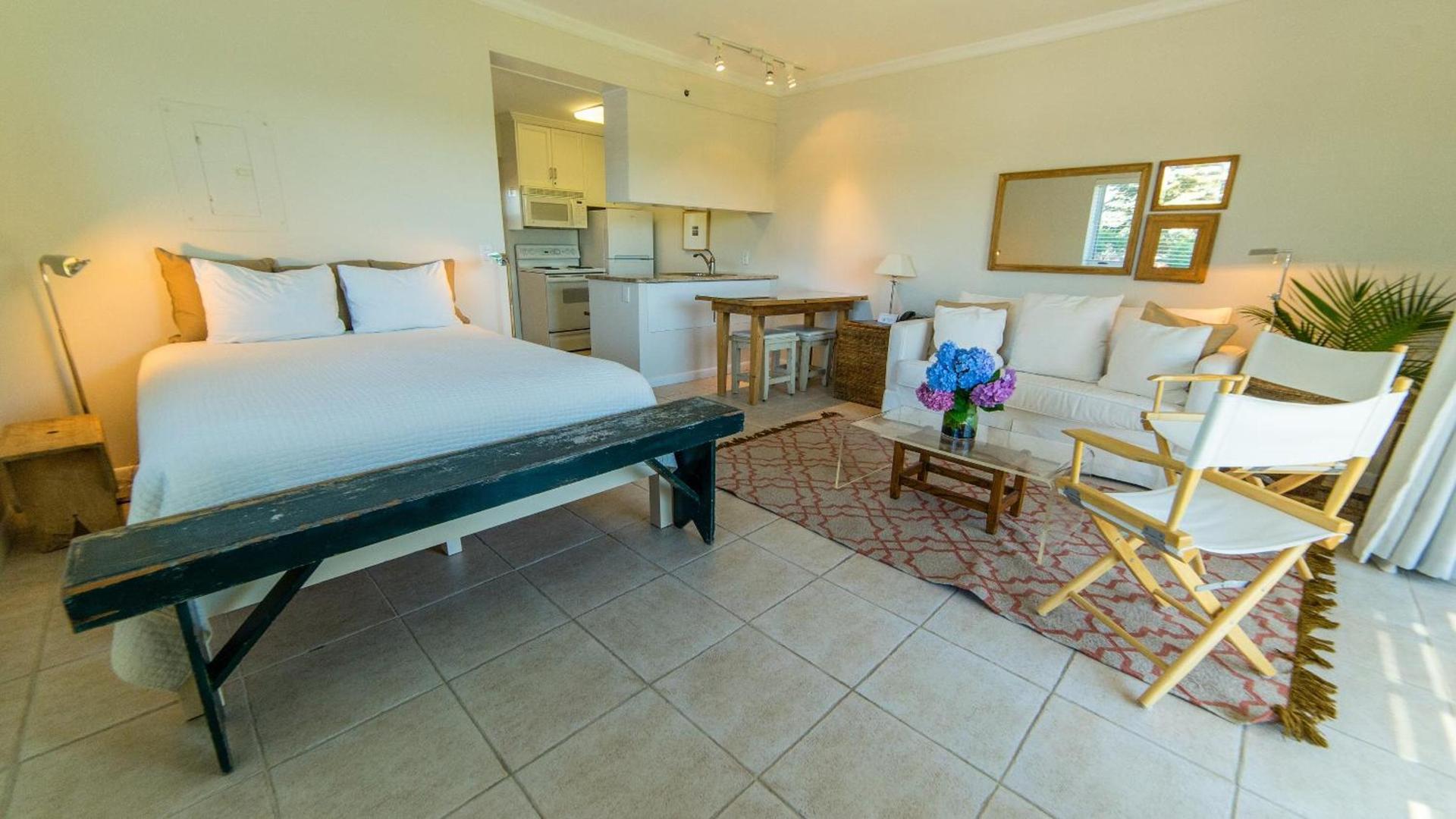 Windward Shores photo 81